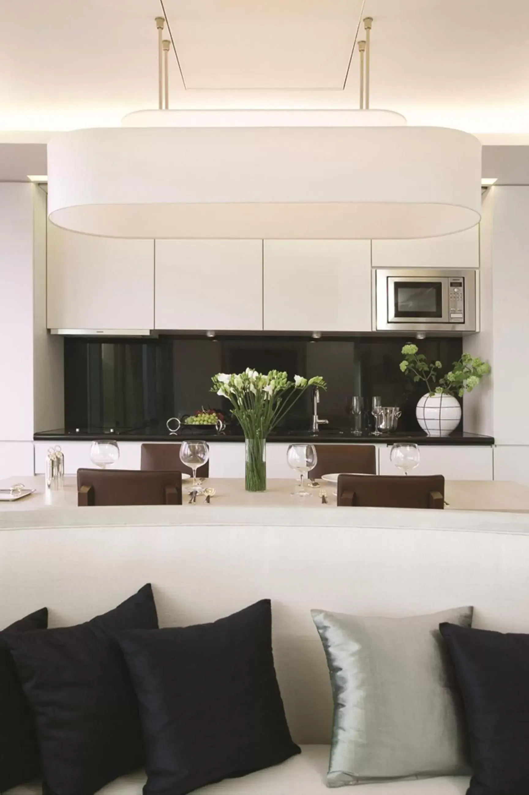 Full Floor Suite in The Putman Full Floor Suite in The Putman