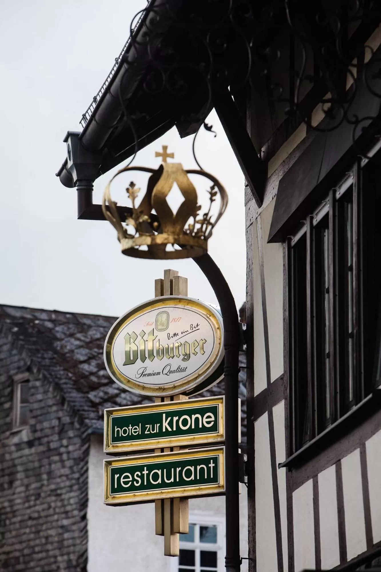 Property logo or sign in Hotel-Restaurant Zur Krone
