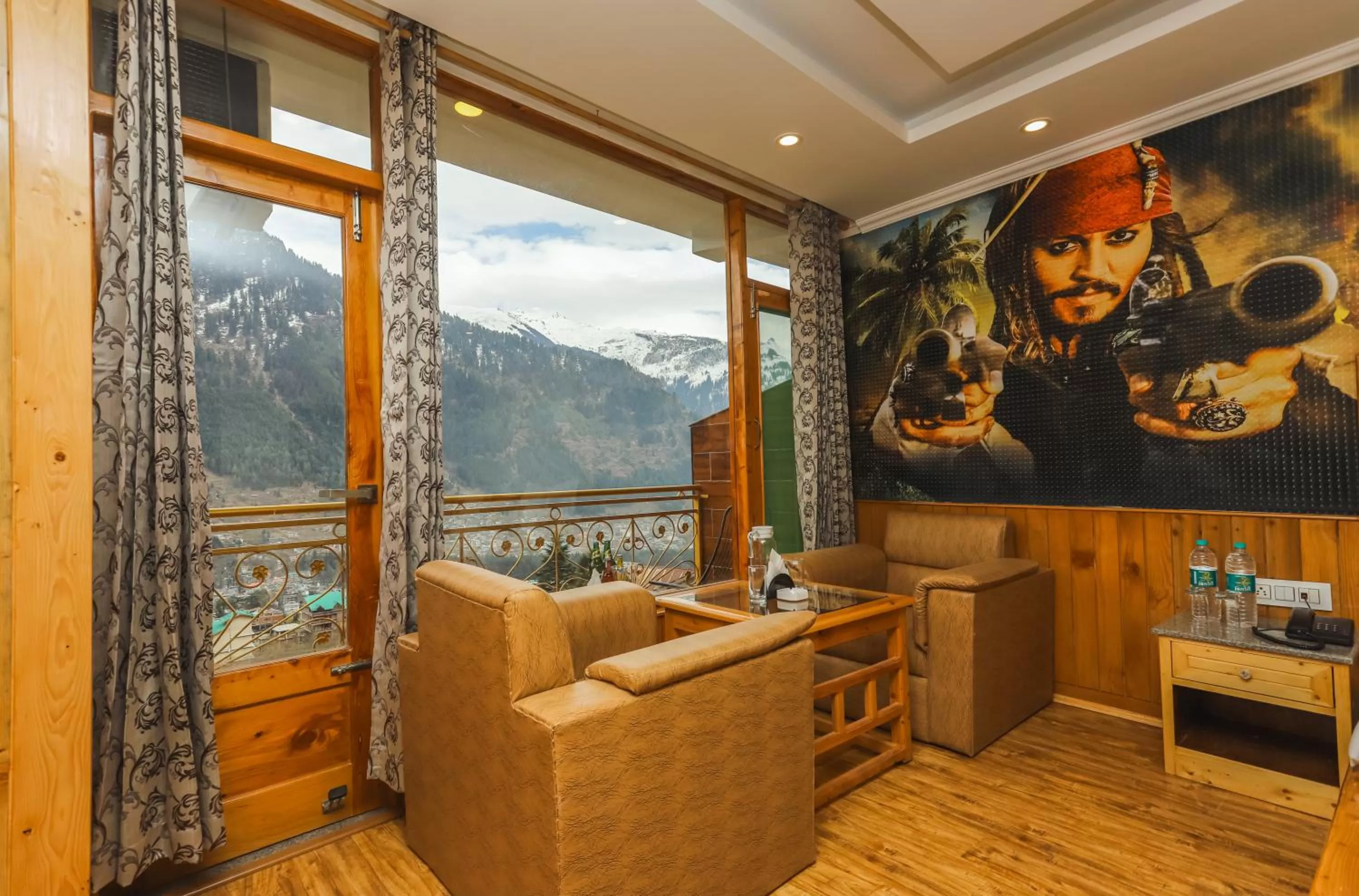 Seating area in Hotel Smugglers Mountain View - central heated & air Cooled