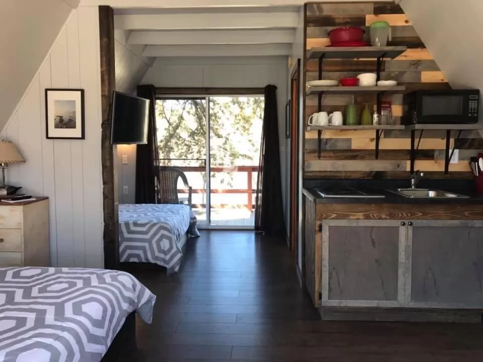 Bed in Calm Waters Resort