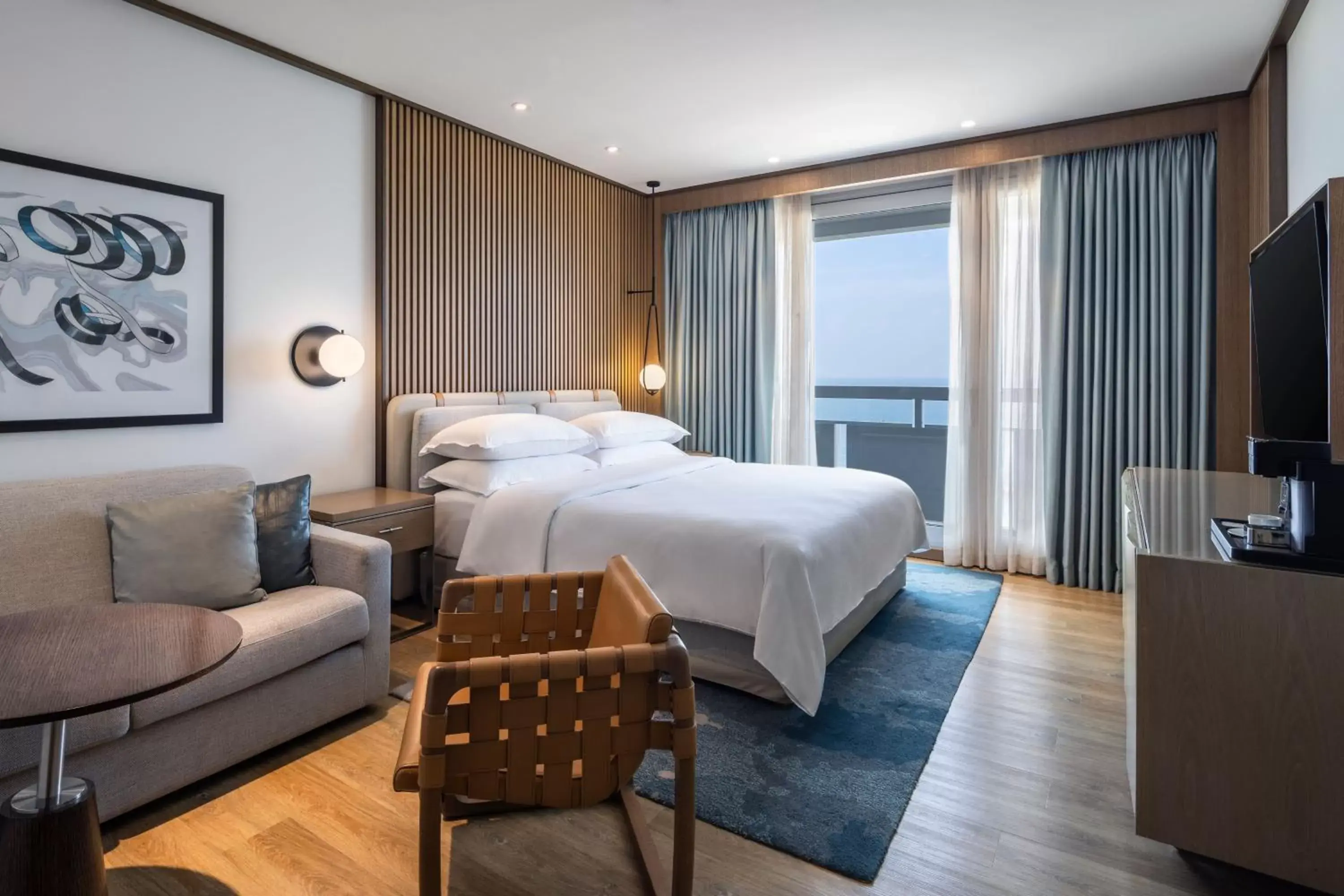 Deluxe Queen Room with Balcony - Seafront in Sheraton Grand Tel Aviv Deluxe Queen Room with Balcony - Seafront in Sheraton Grand Tel Aviv