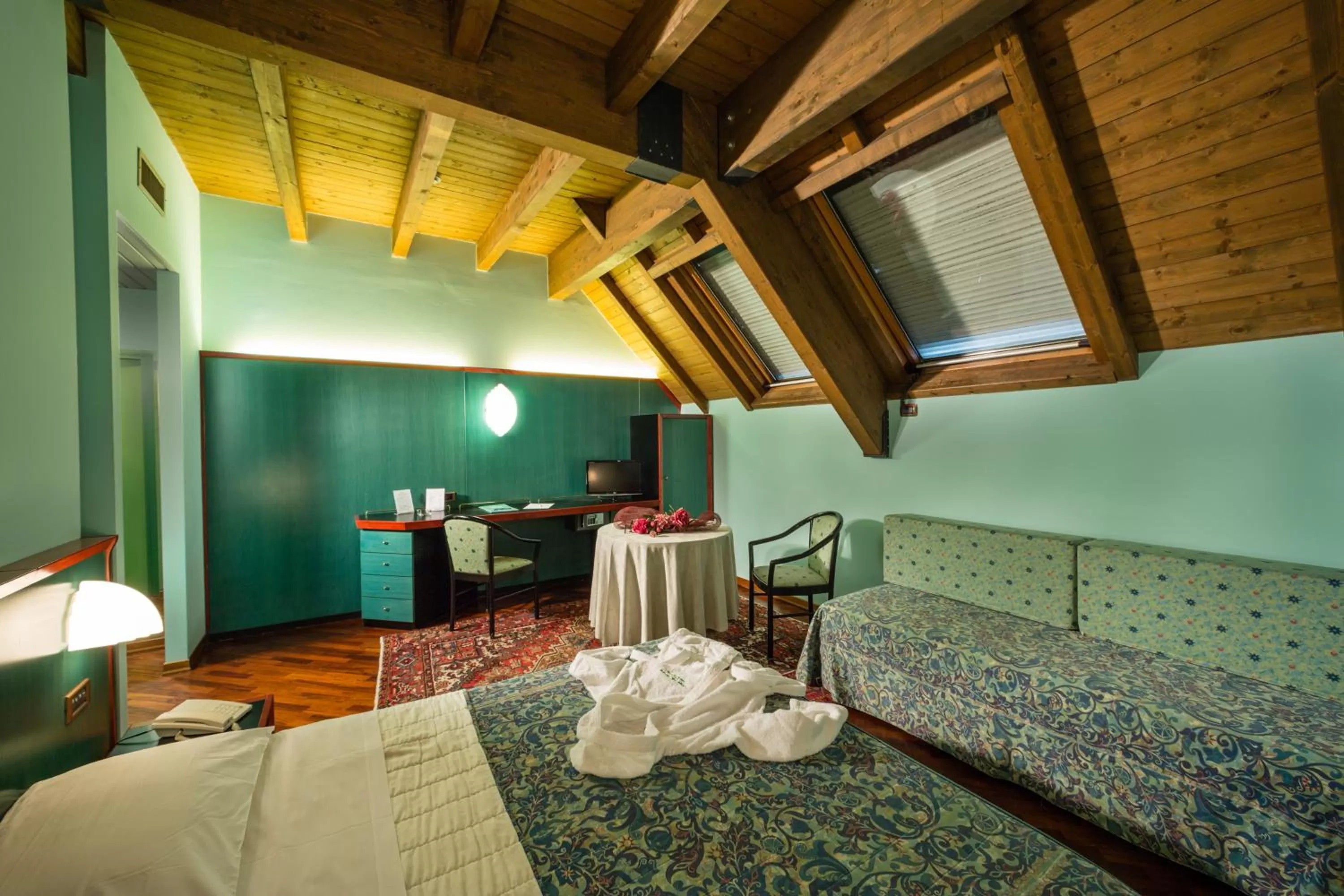 Bedroom, Bed in Hotel & Loisir Le Ruote