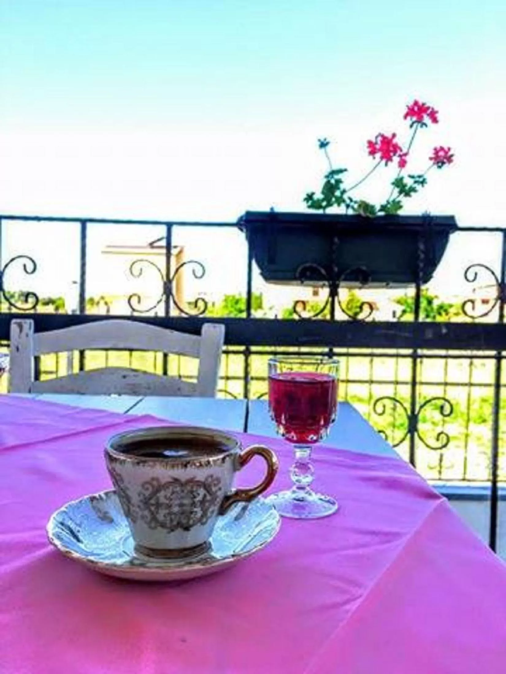 Spring in Ede Apart Otel