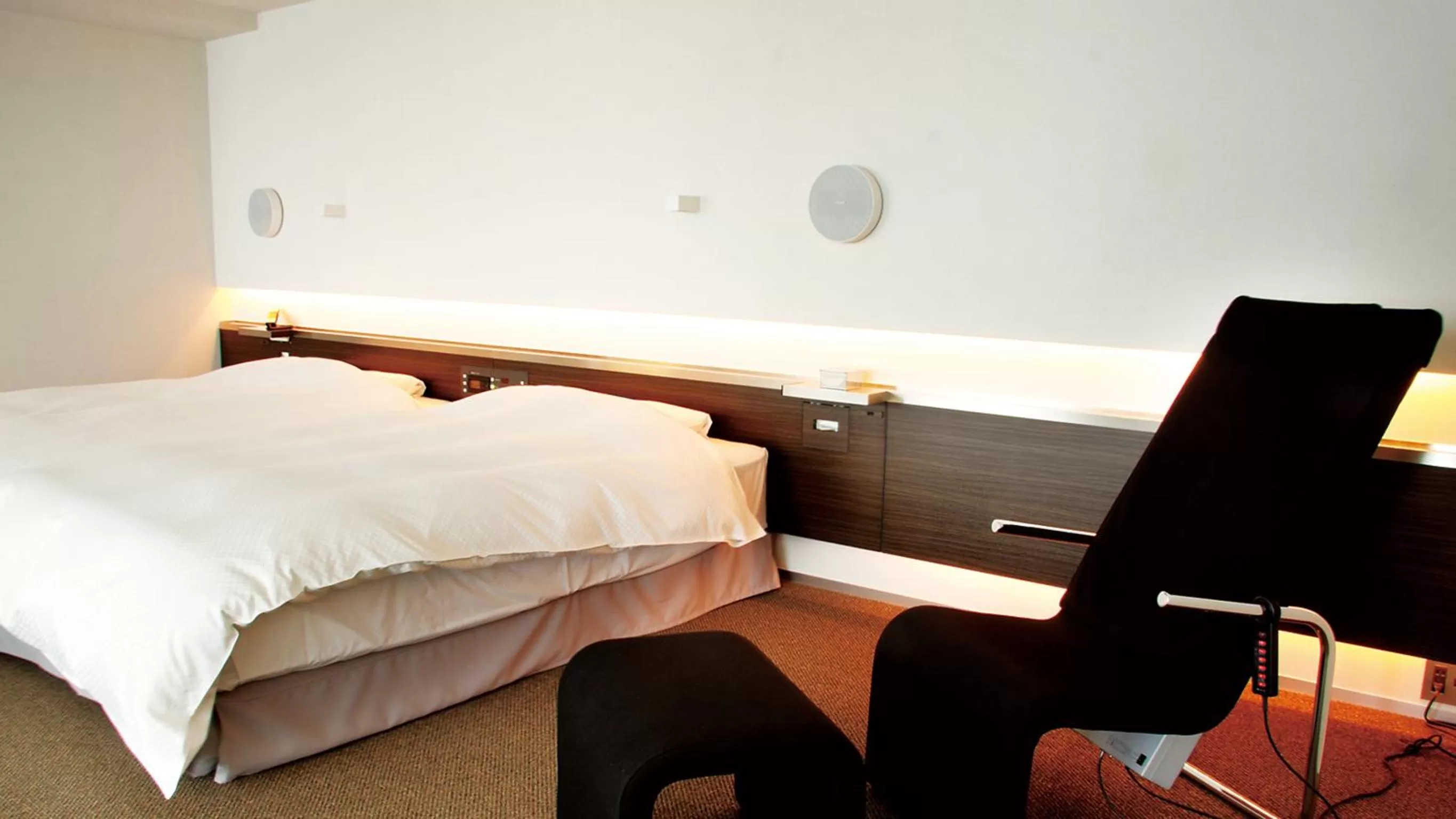 Bed in Century Royal Hotel Sapporo