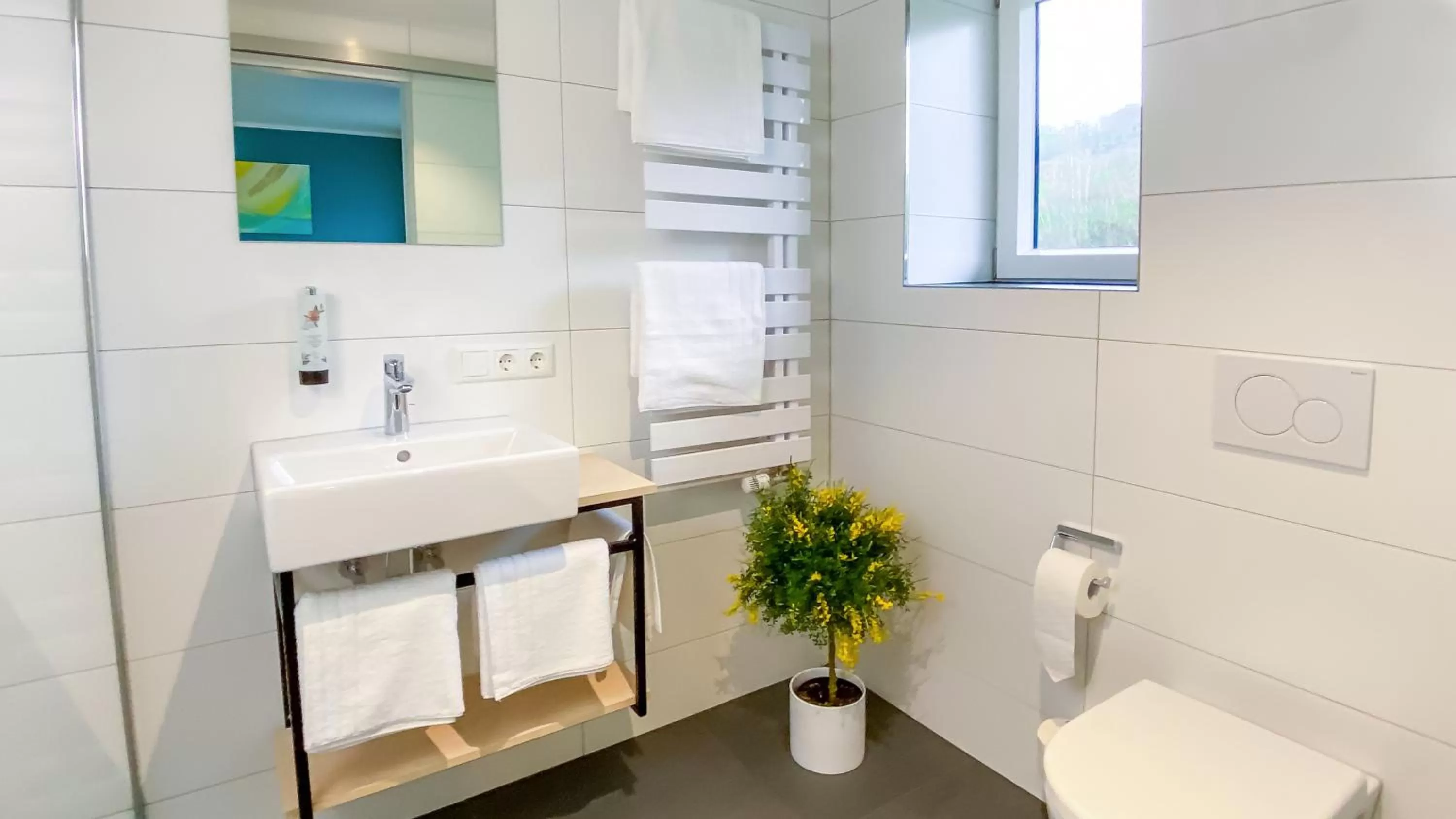 Bathroom in Hotel & Restaurant Mühlenglück