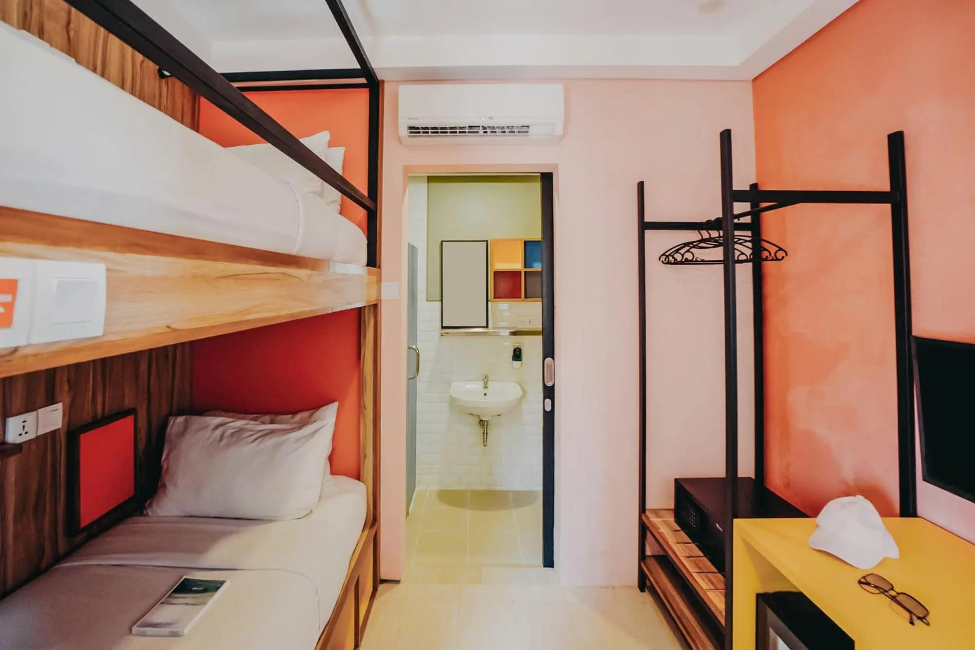 bunk bed, Bed in Cara Cara Inn