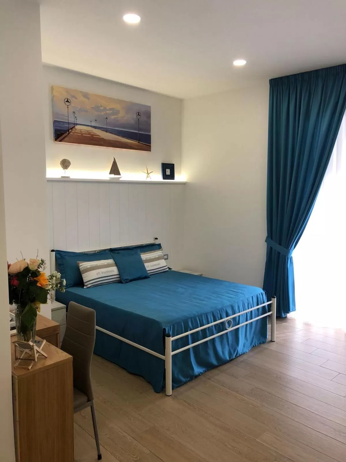 Property building, Bed in Antica Capri