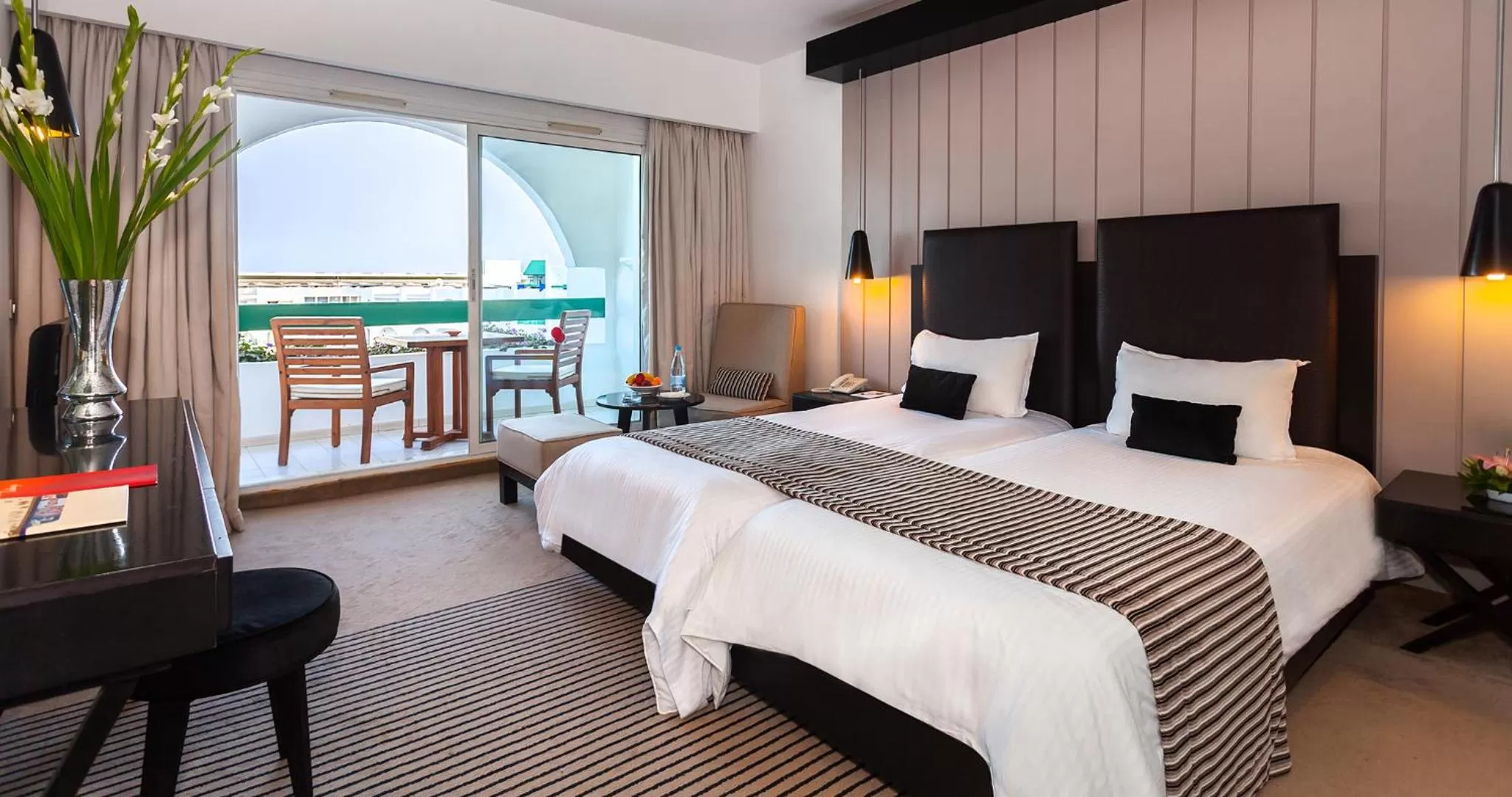 Bedroom, Bed in El Mouradi Palace- Couple et Famille uniquement