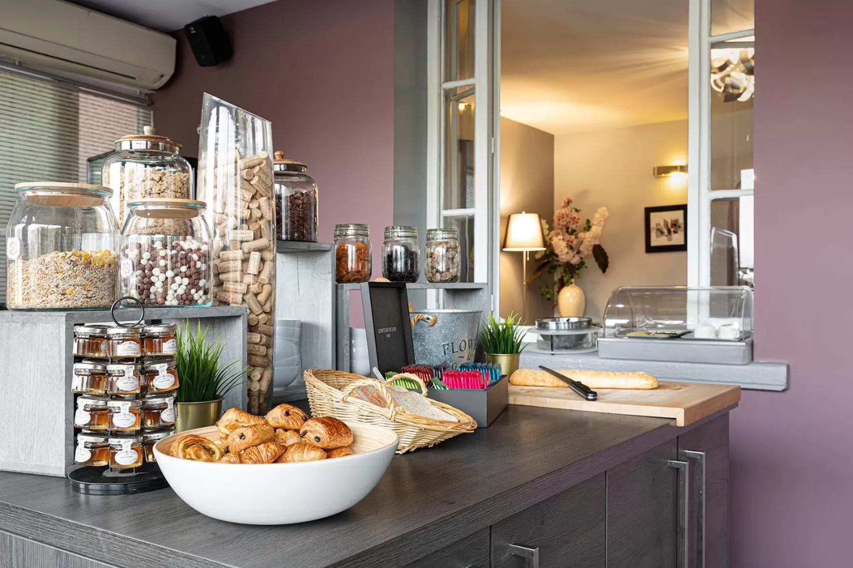 Other in Contact Hôtels Les Pierres Dorées