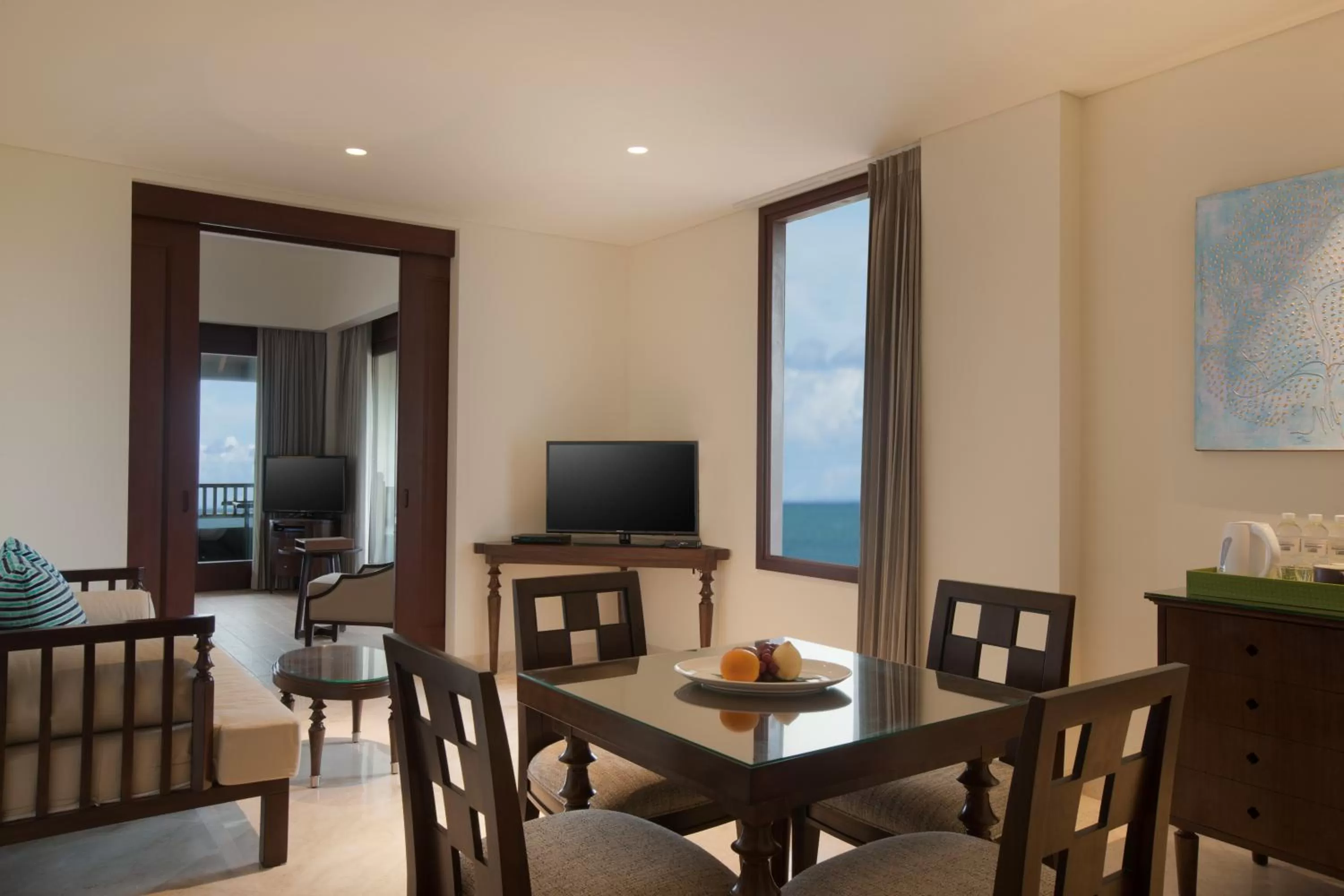 Living room in Holiday Inn Resort Bali Nusa Dua by IHG