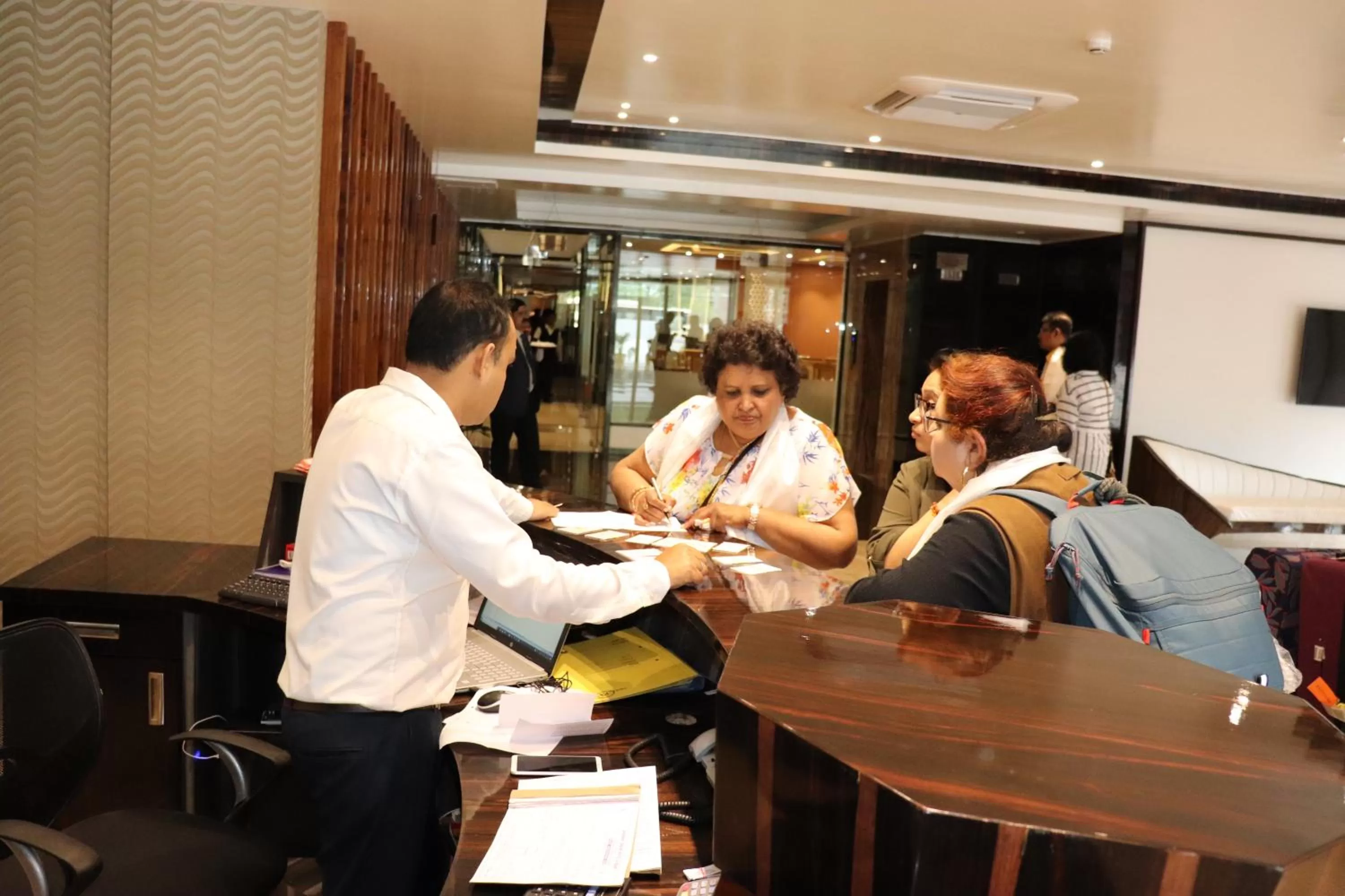 Dhamma Grand Hotel Resort