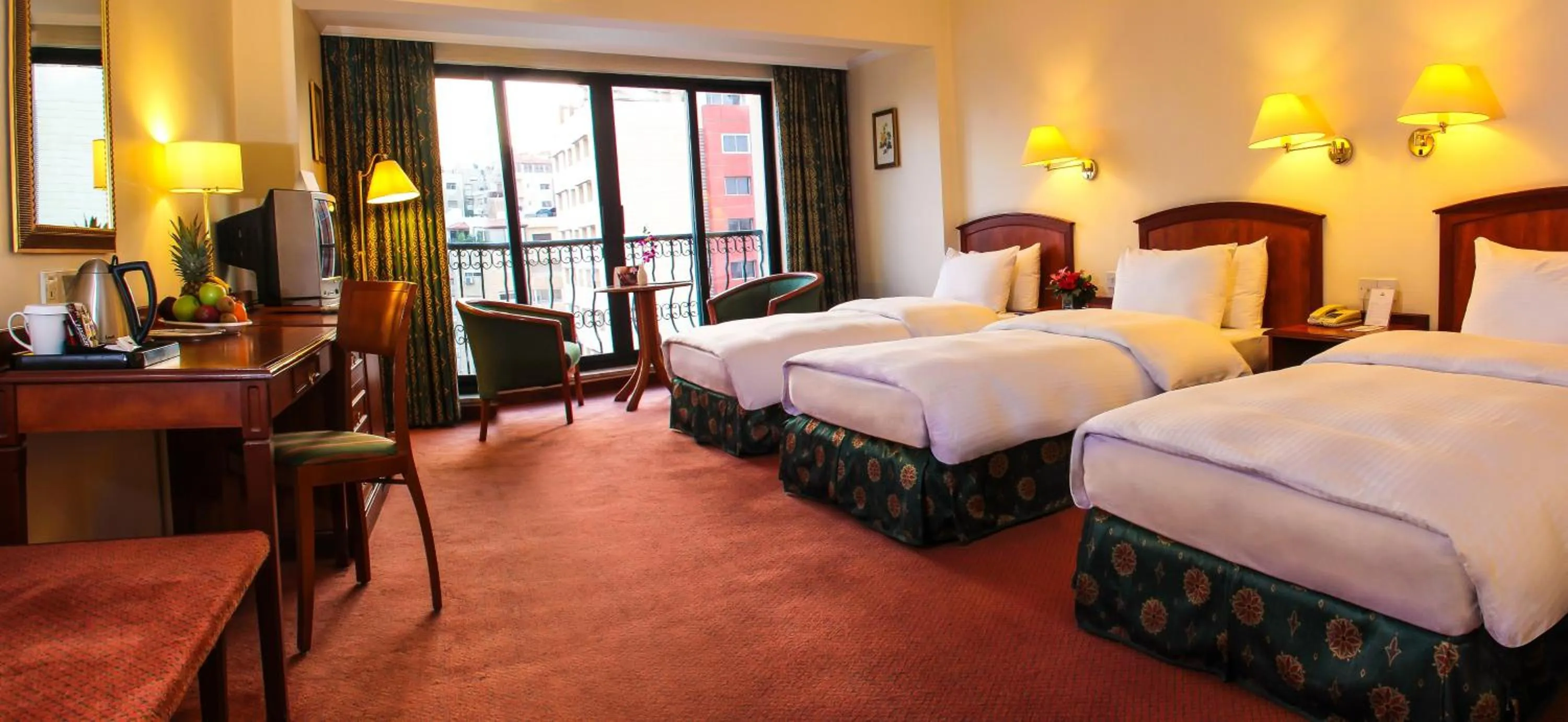 Photo of the whole room, Bed in Grand Palace Hotel