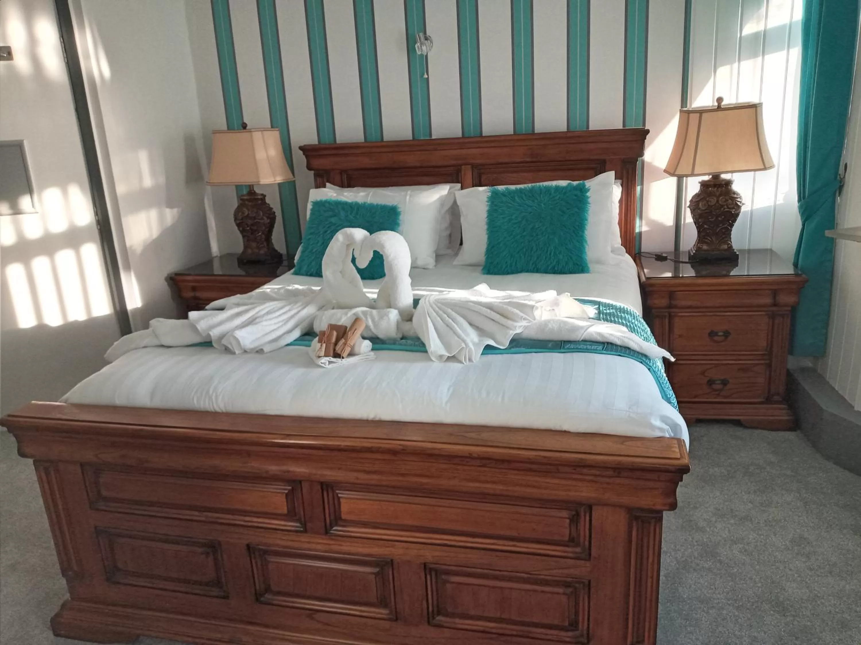 Bed in Kings Boutique Hotel