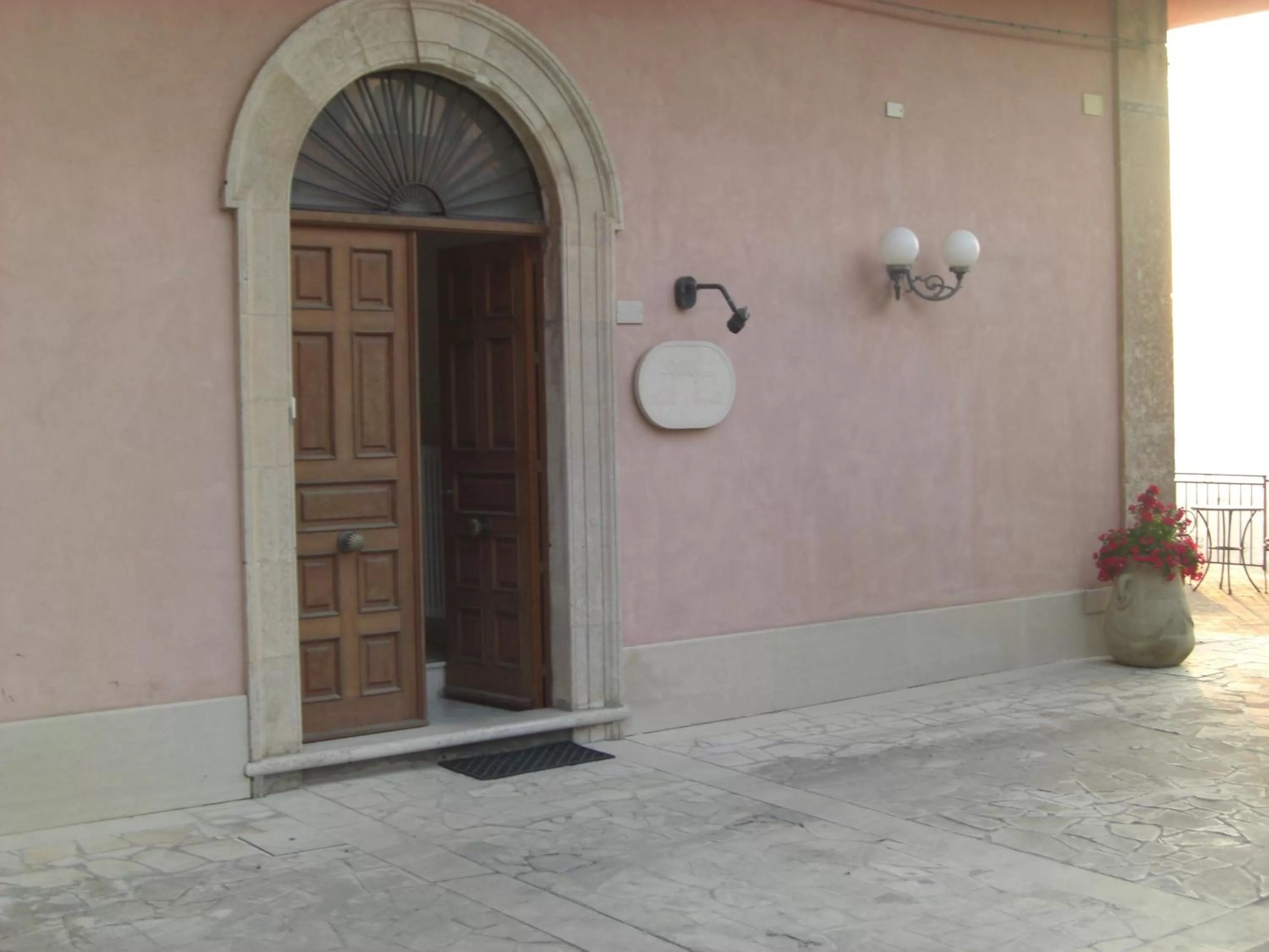 Facade/entrance in Albergo Villa Nobile