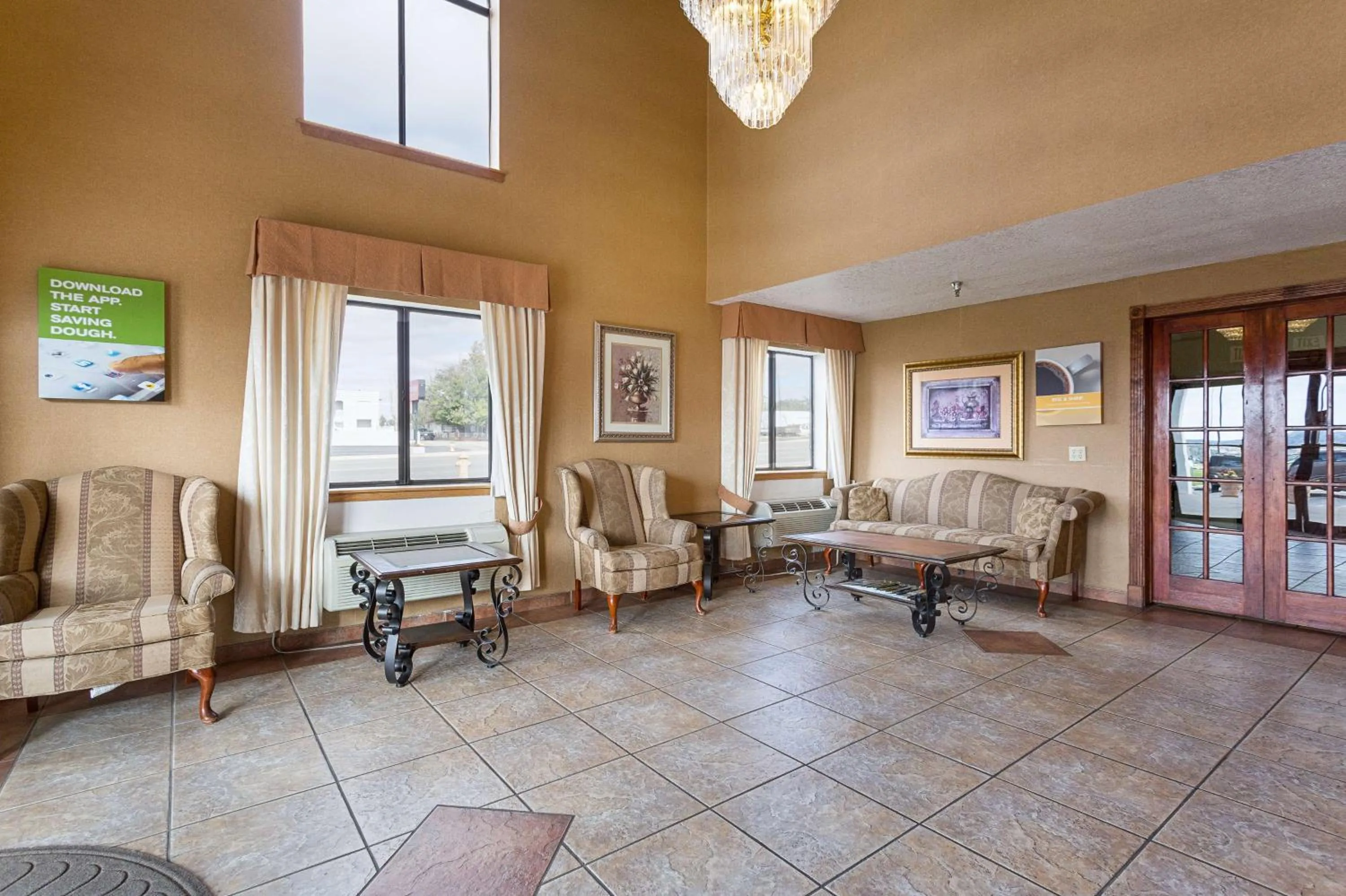 Lobby or reception in Rodeway Inn Santa Rosa