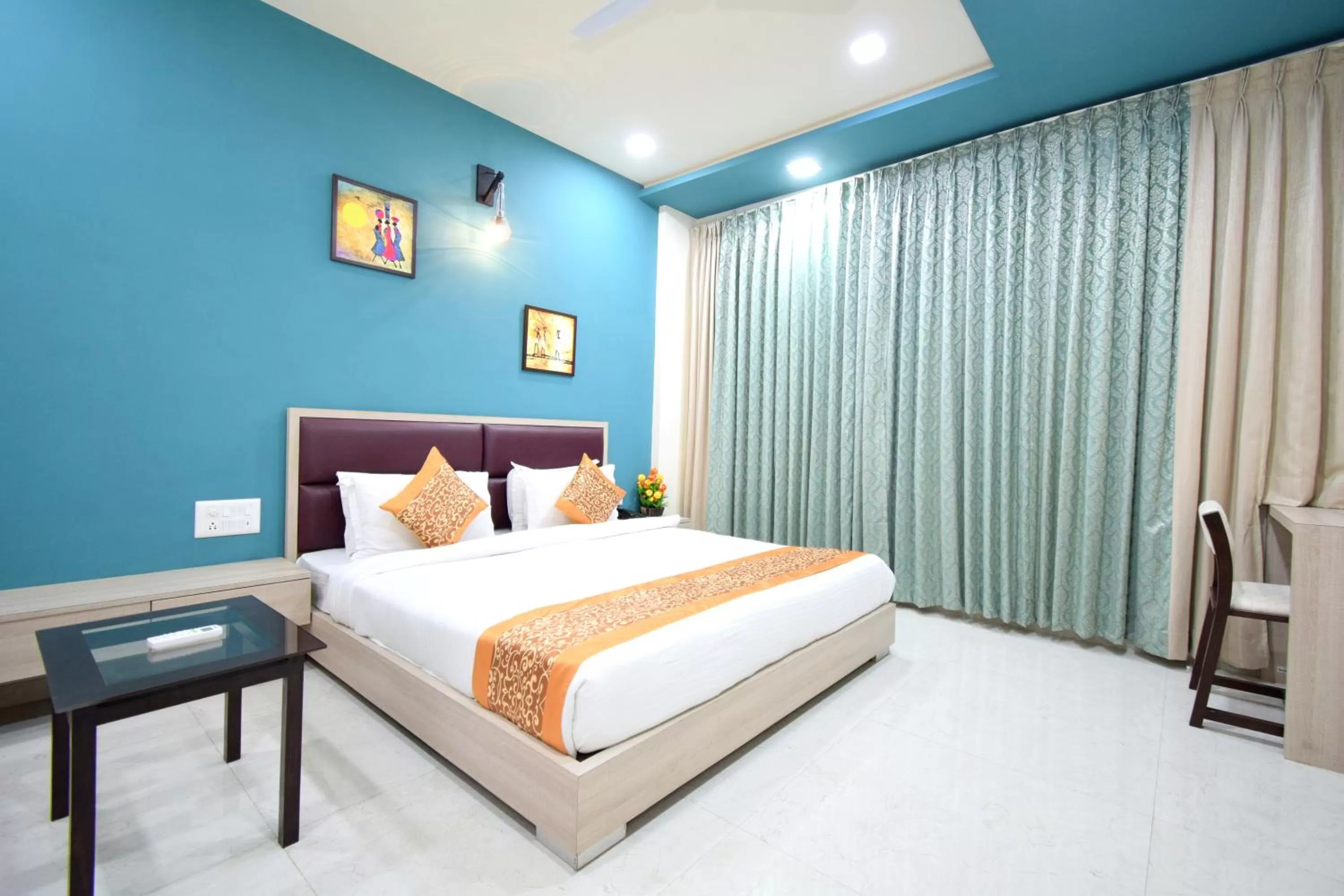 Bedroom, Bed in The Sky Imperial- Hotel Gopal Darshan