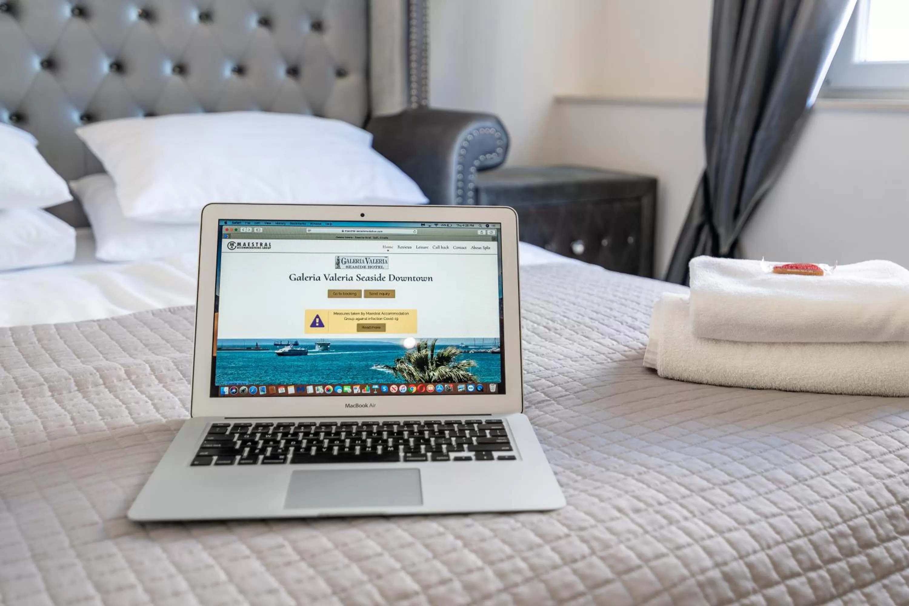 Deluxe Room - Partial Sea and Promenade View in Galeria Valeria Seaside Downtown - MAG Quaint & Elegant Boutique Hotels