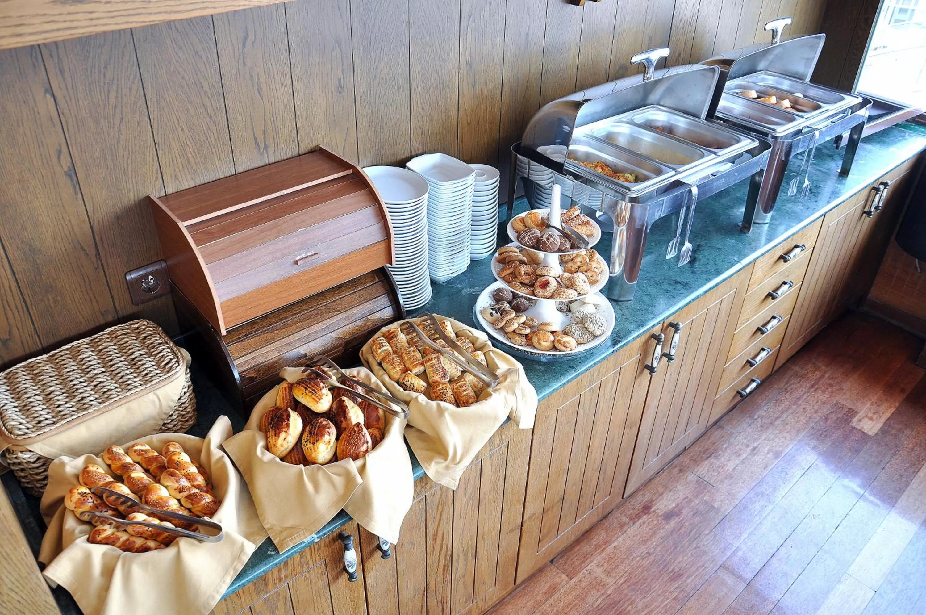 Buffet breakfast in Hotel Centrum Istanbul