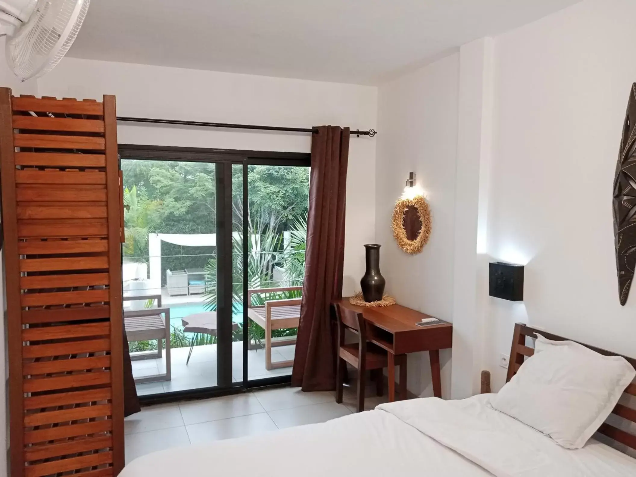 Double Room with Pool View in Ikopa Hôtel Madagascar Double Room with Pool View in Ikopa Hôtel Madagascar