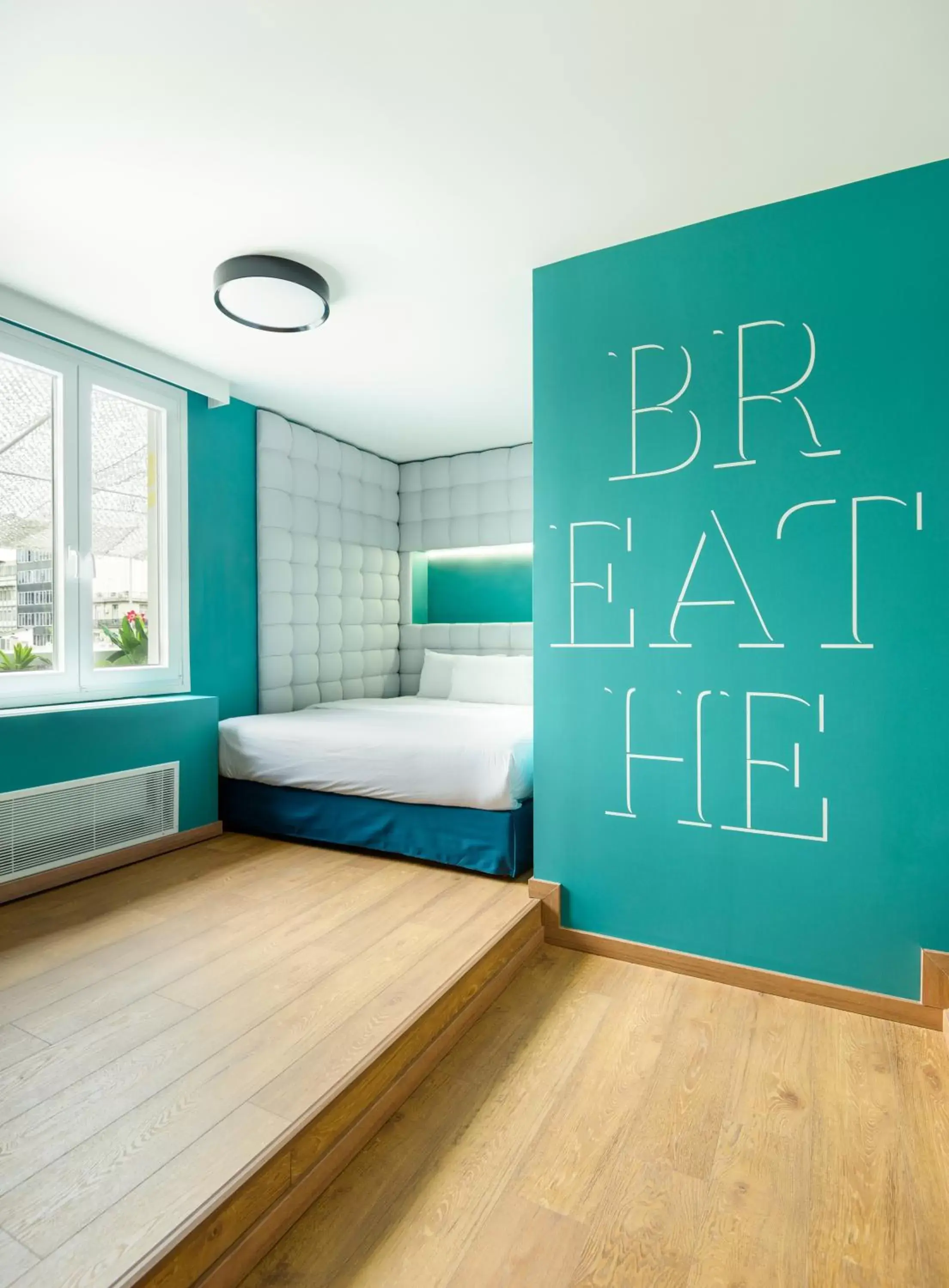 Deluxe Double Room with Private Terrace & Jacuzzi in Colors Urban Hotel Thessaloniki Deluxe Double Room with Private Terrace & Jacuzzi in Colors Urban Hotel Thessaloniki