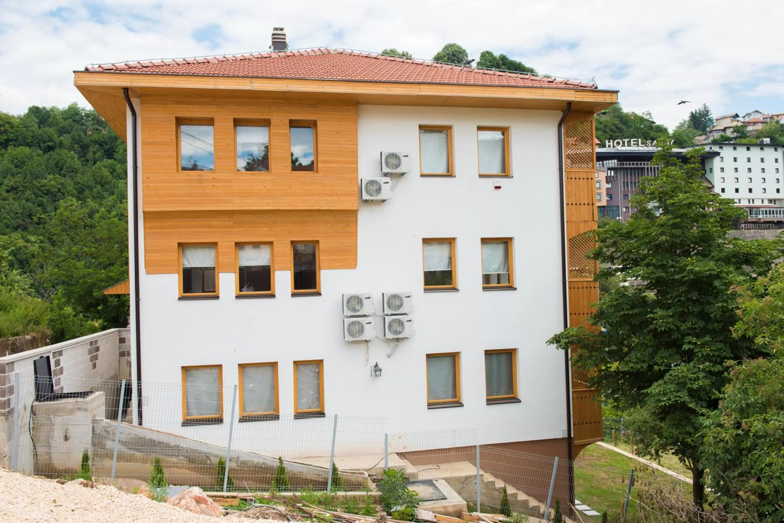 Property Building in Leader apartment