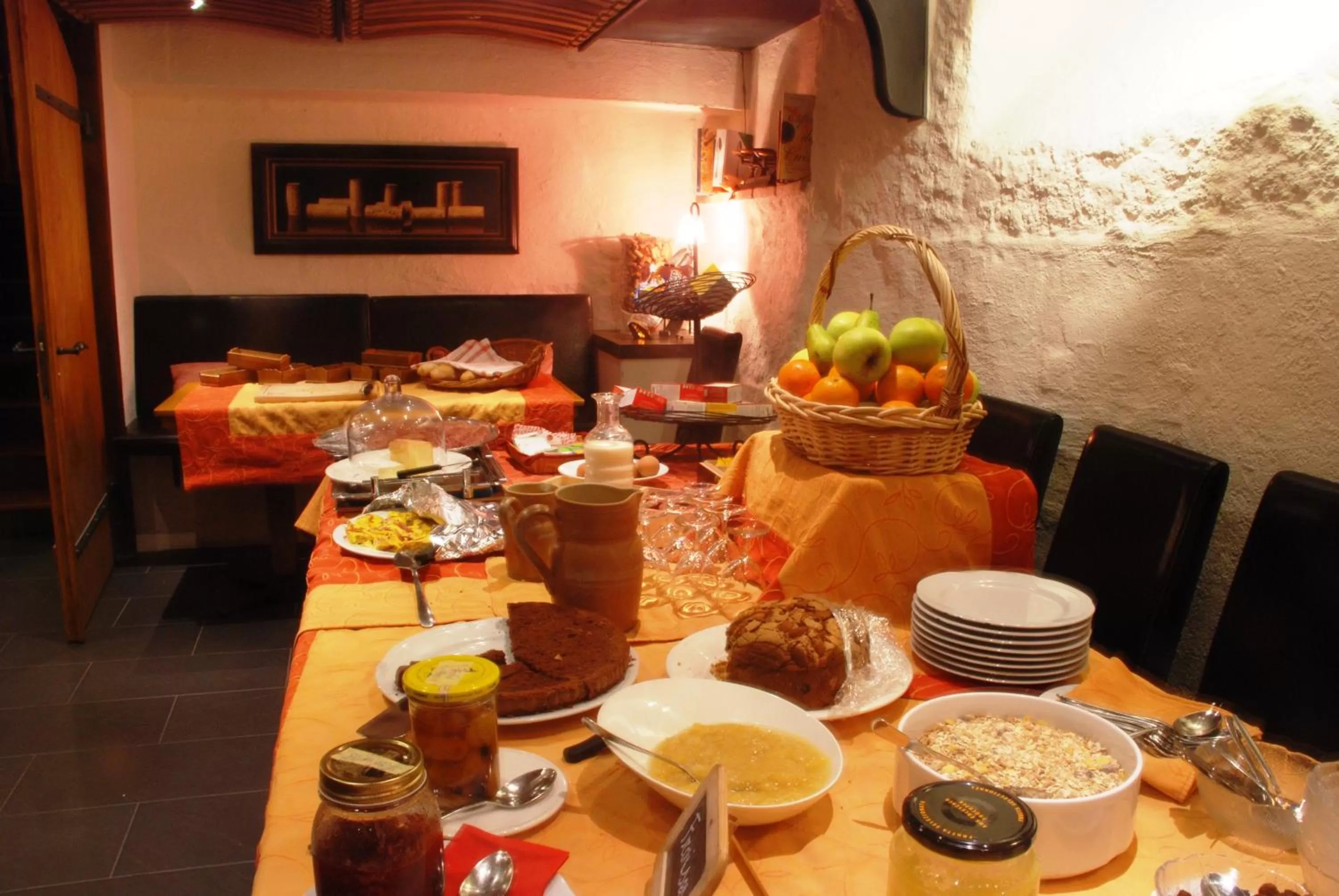 Food and drinks in Hostellerie de Genève