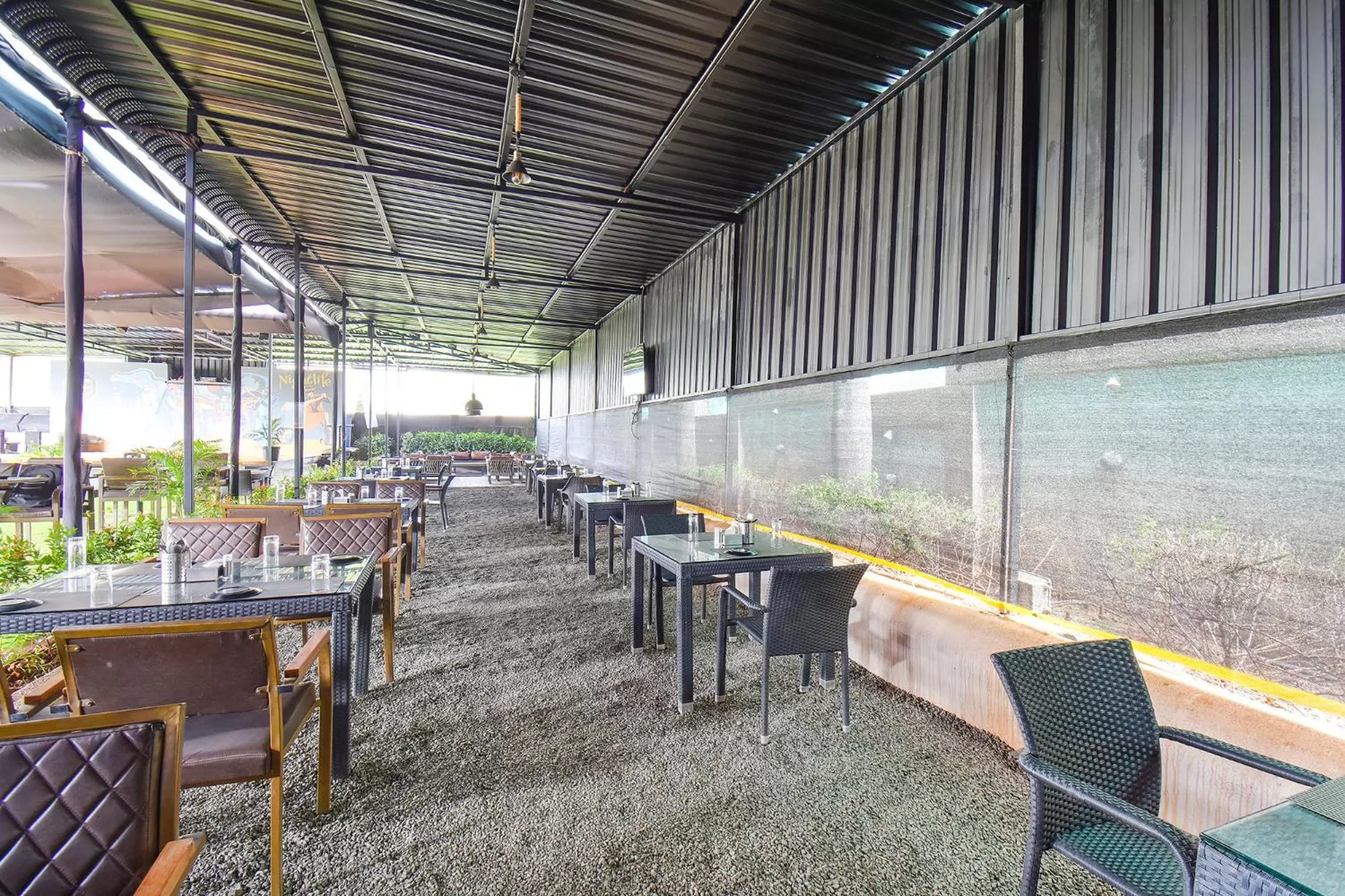 Restaurant/places to eat in FabHotel Prime Rajmudra - Nr Butterfly Park - Hinjawadi