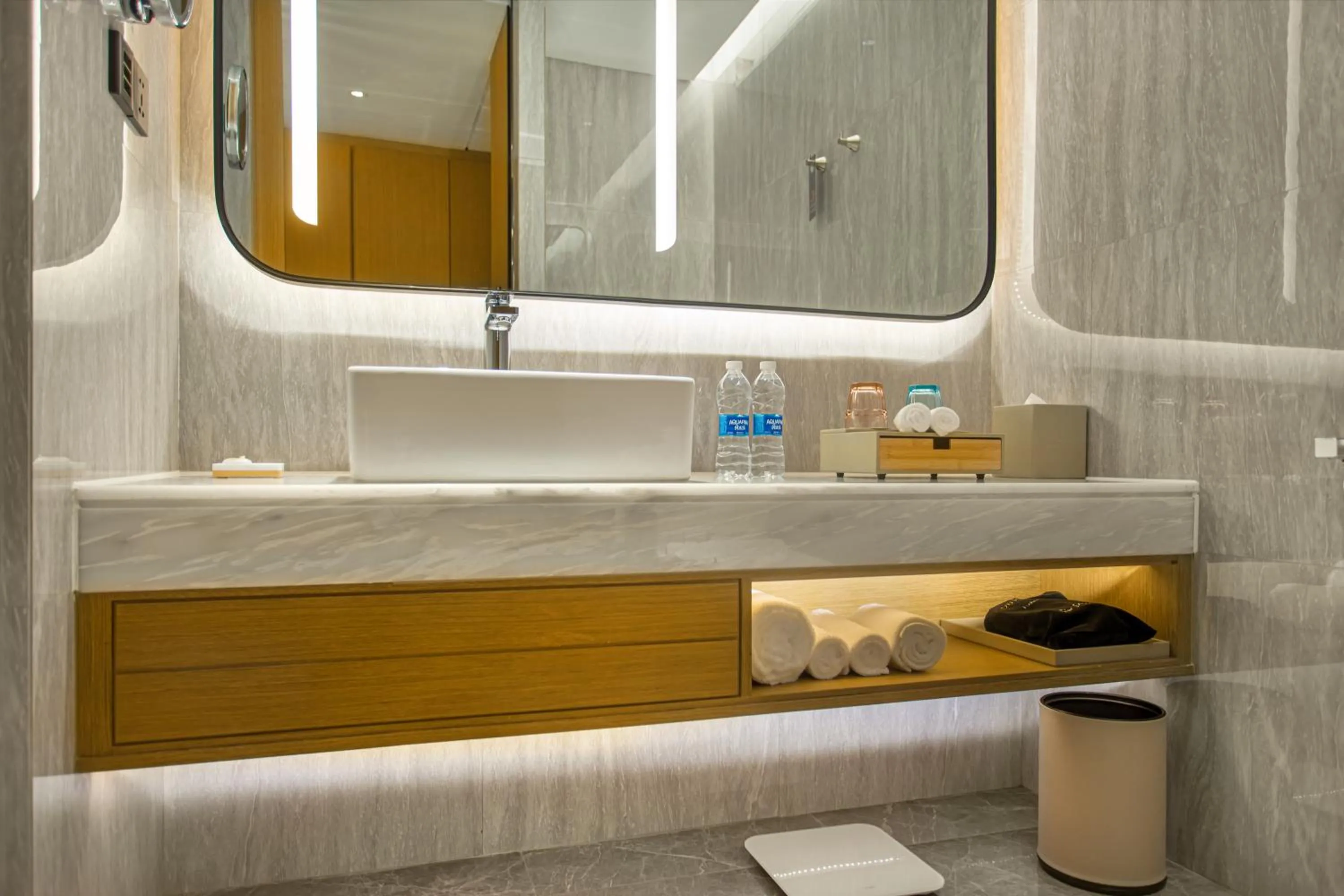 Bathroom in Courtyard by Marriott Foshan Gaoming
