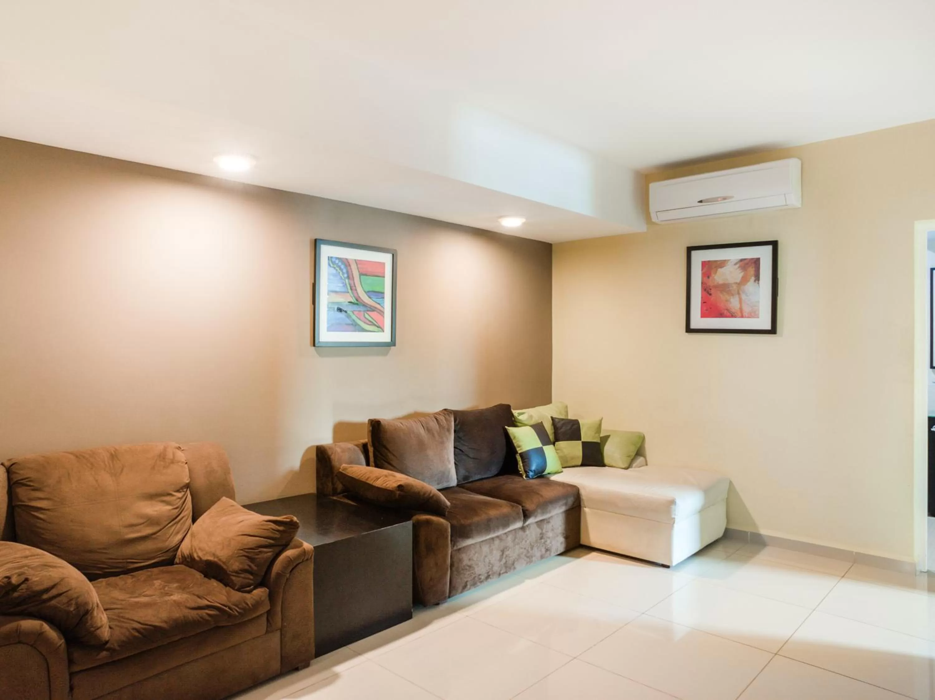 Seating area in Veracruz Suites Hotel