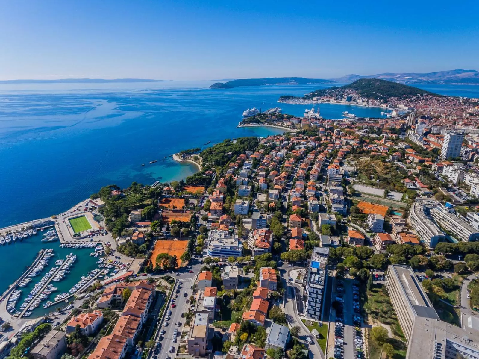 Property building in Marvie Hotel & Health