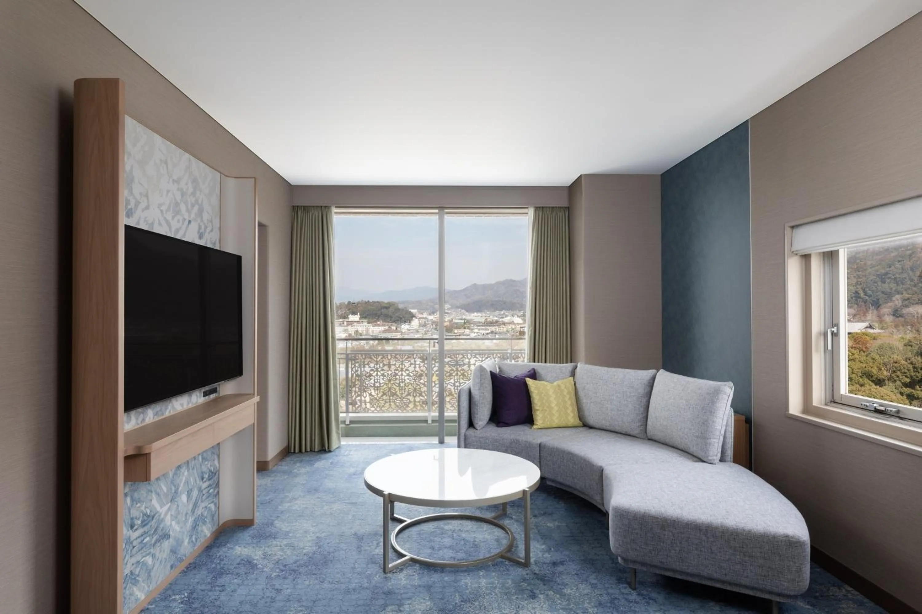 Photo of the whole room in The Westin Miyako Kyoto