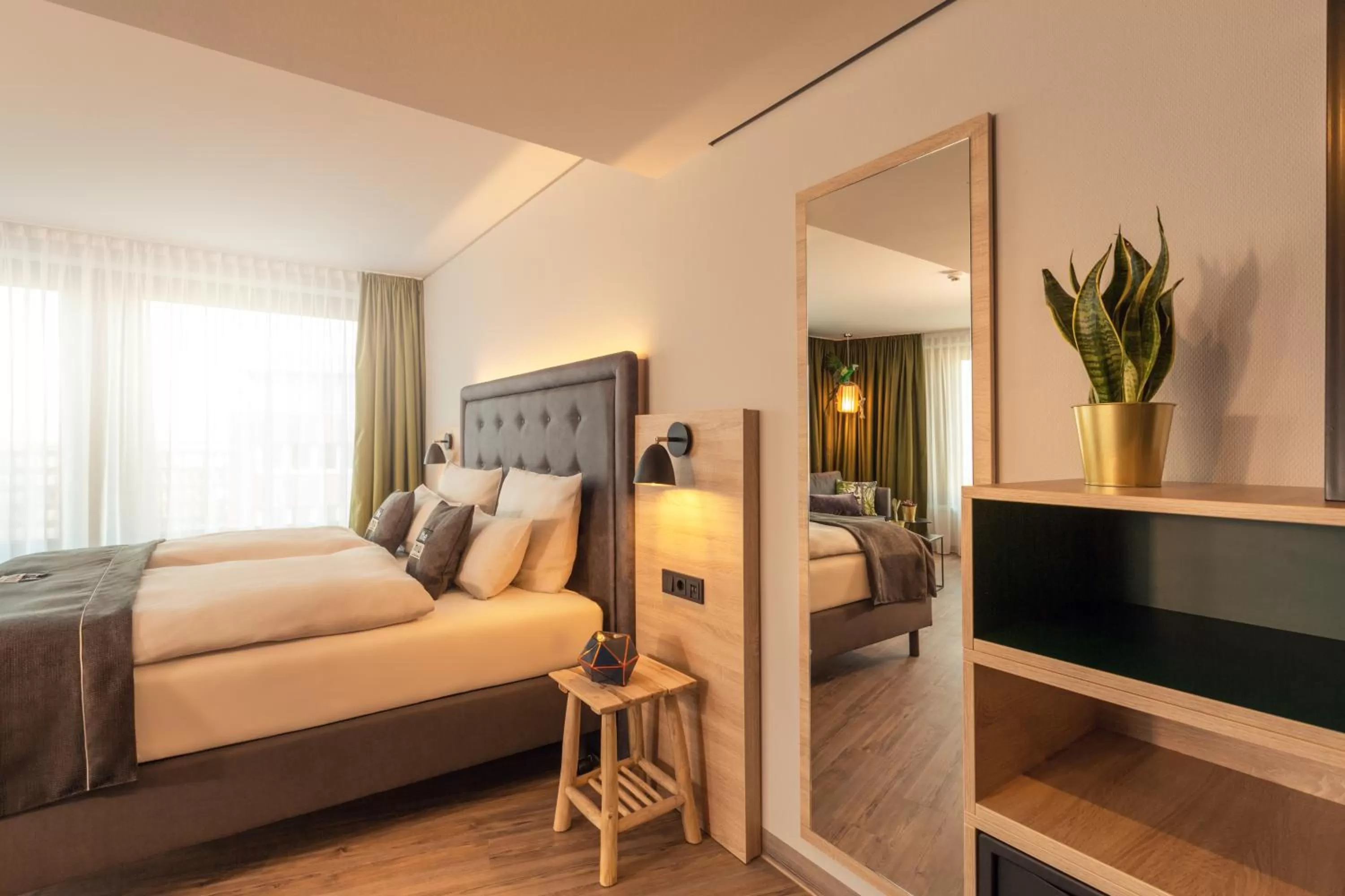 Bed in Holiday Inn - the niu, Crusoe Bremen Airport by IHG