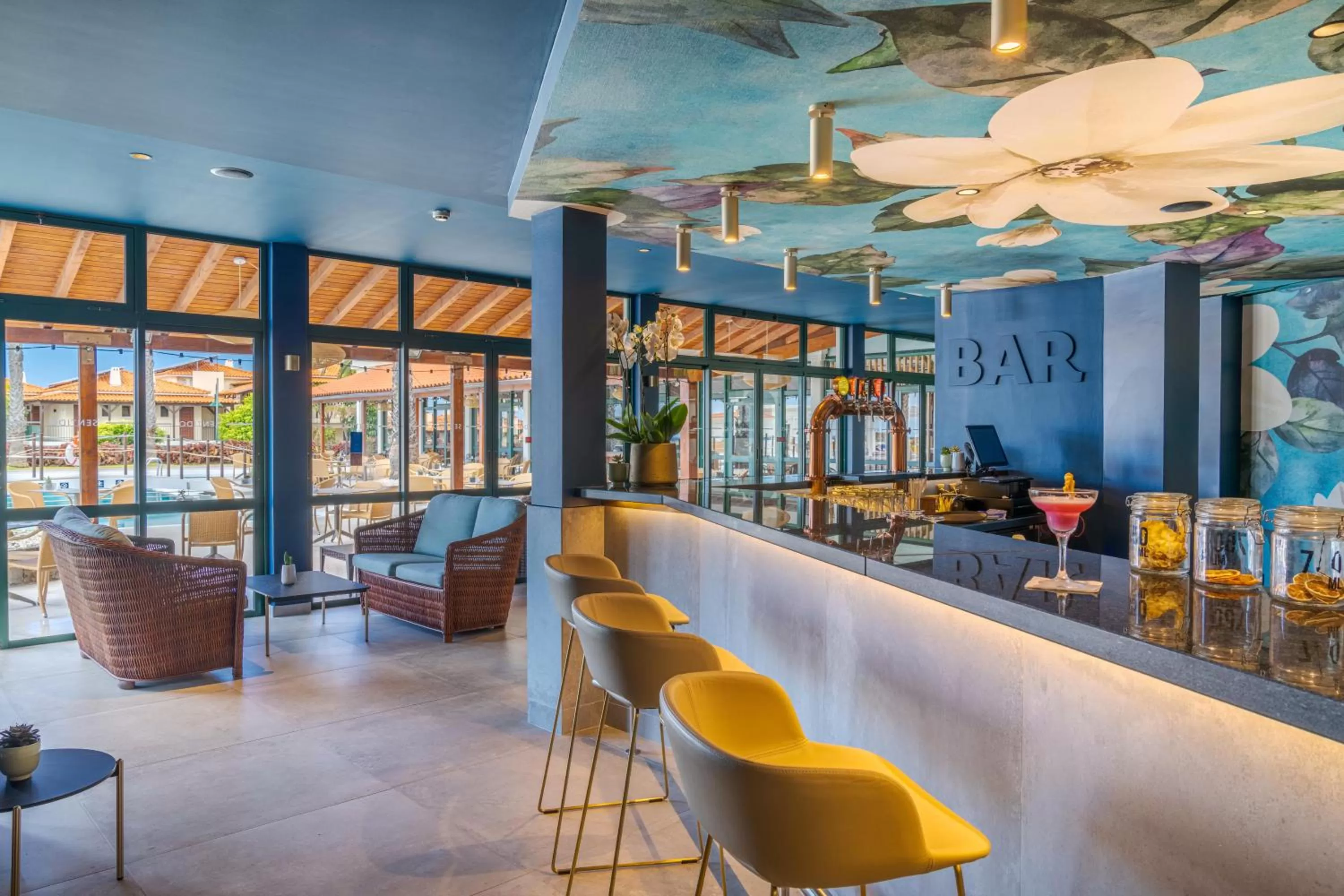 Lounge or bar in Sentido Galosol