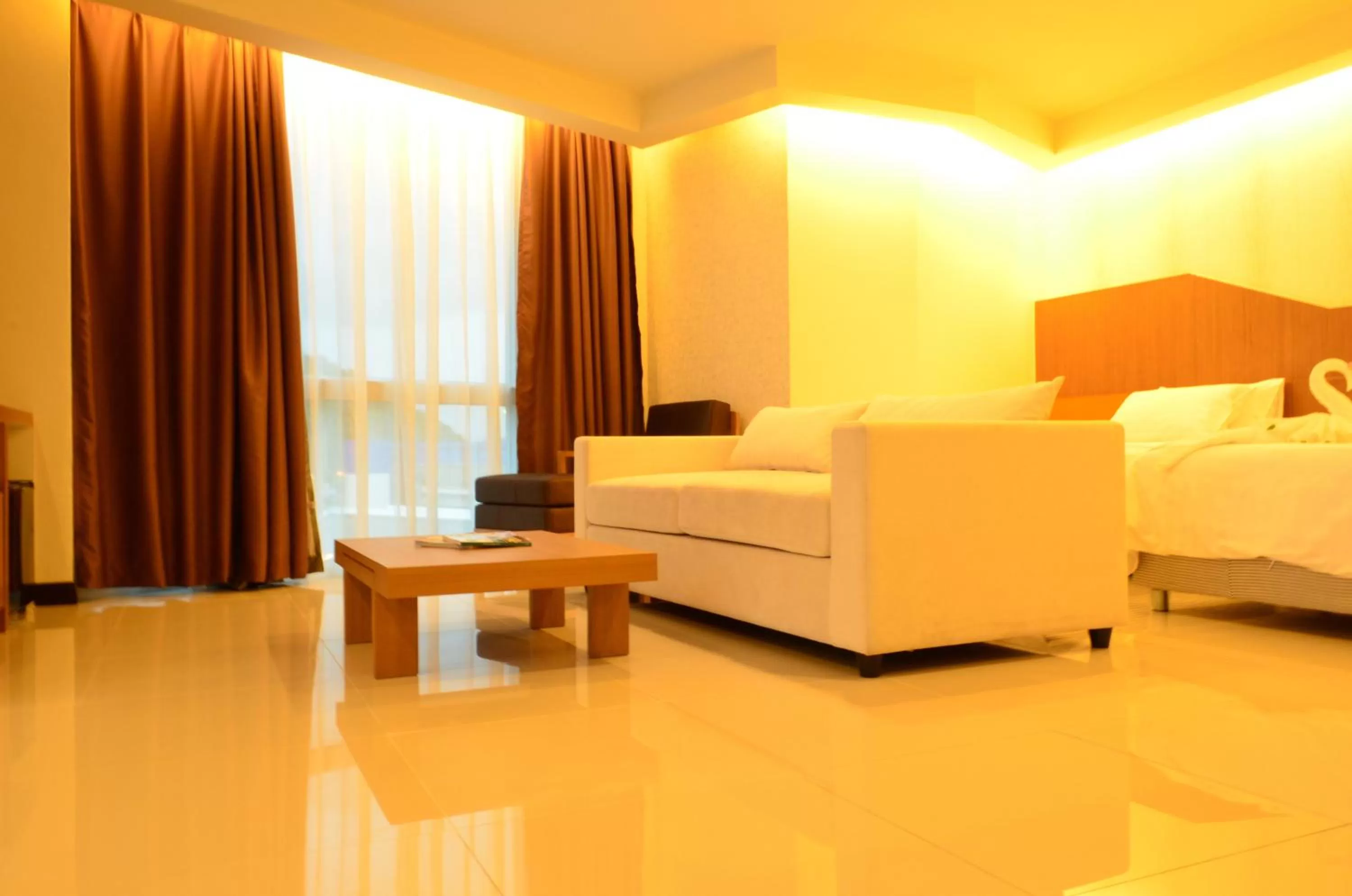 Day in 42C The Chic Hotel