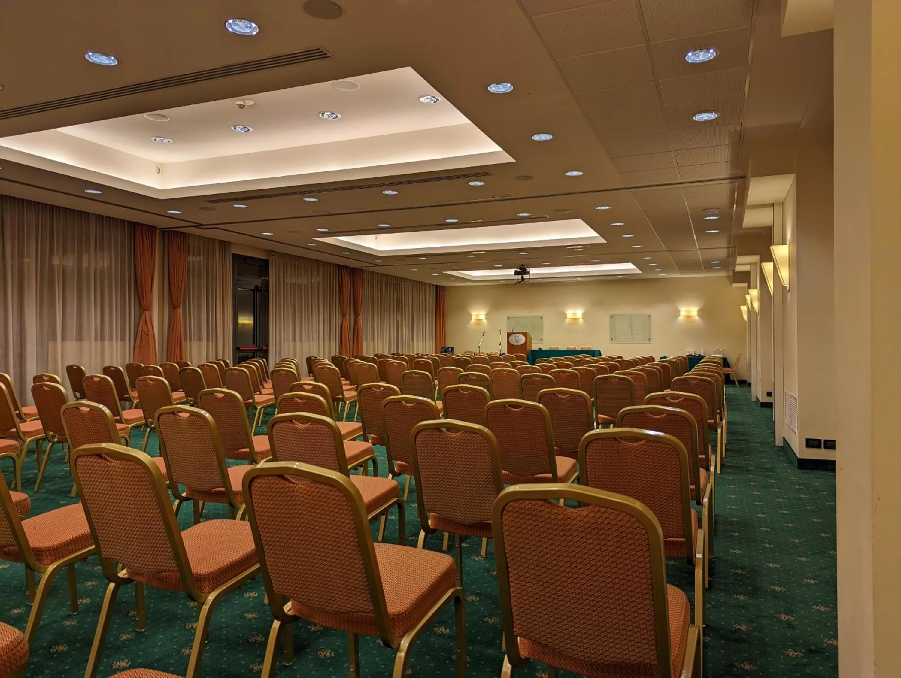 Meeting/conference room in NilHotel Florence