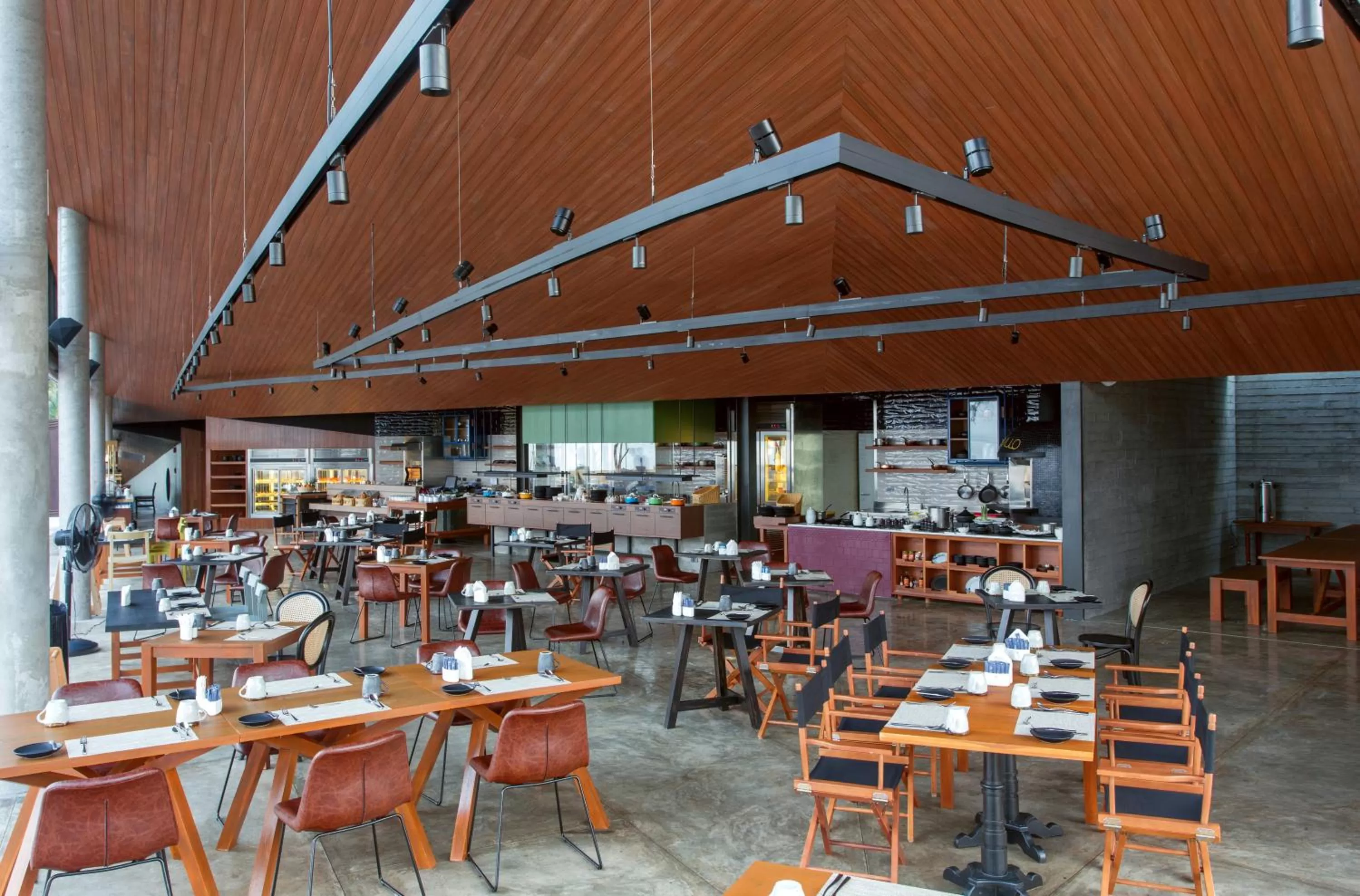 Restaurant/places to eat in La Vela Khao Lak - SHA Extra Plus