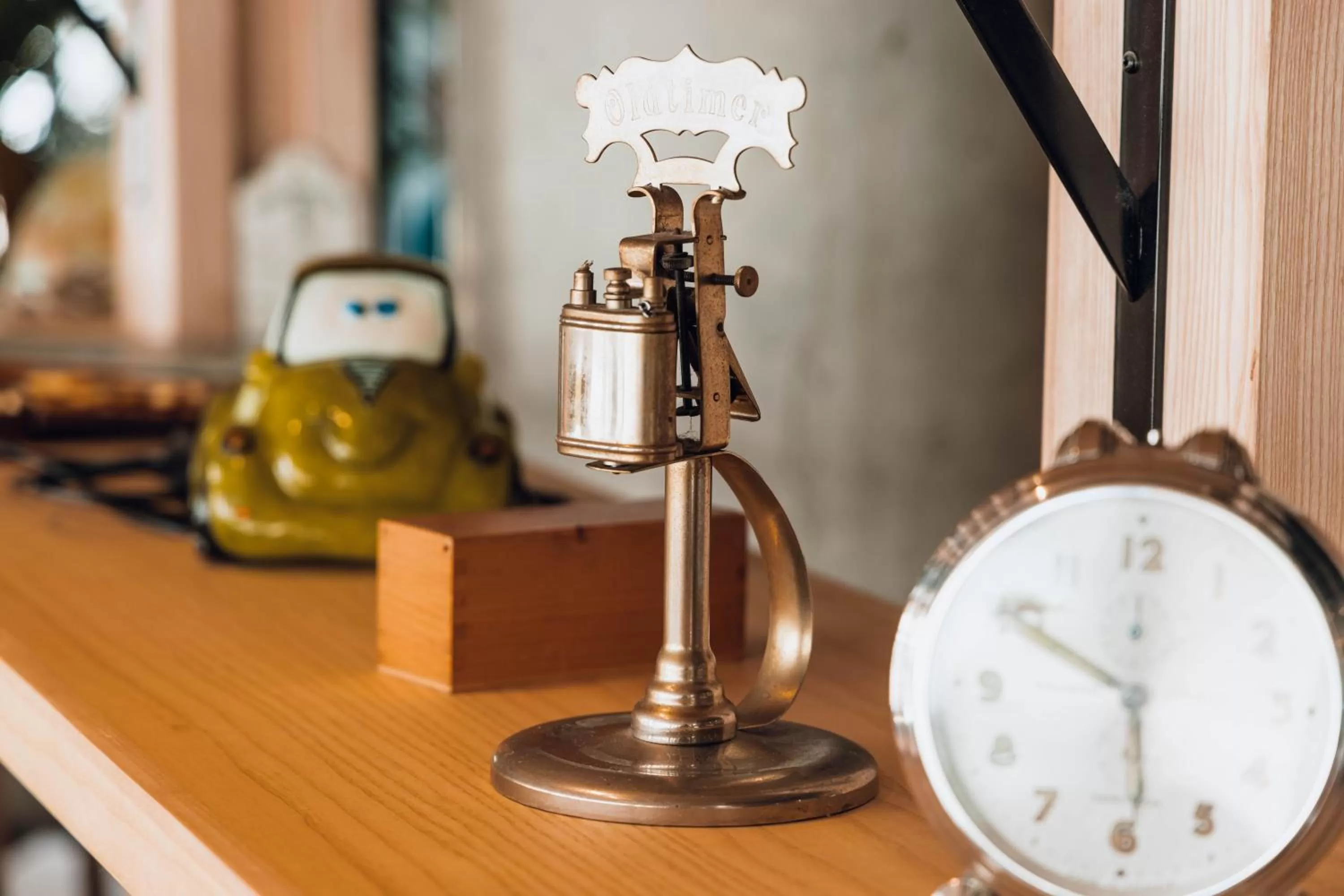 Decorative detail in greet Hotel La Rochelle Centre