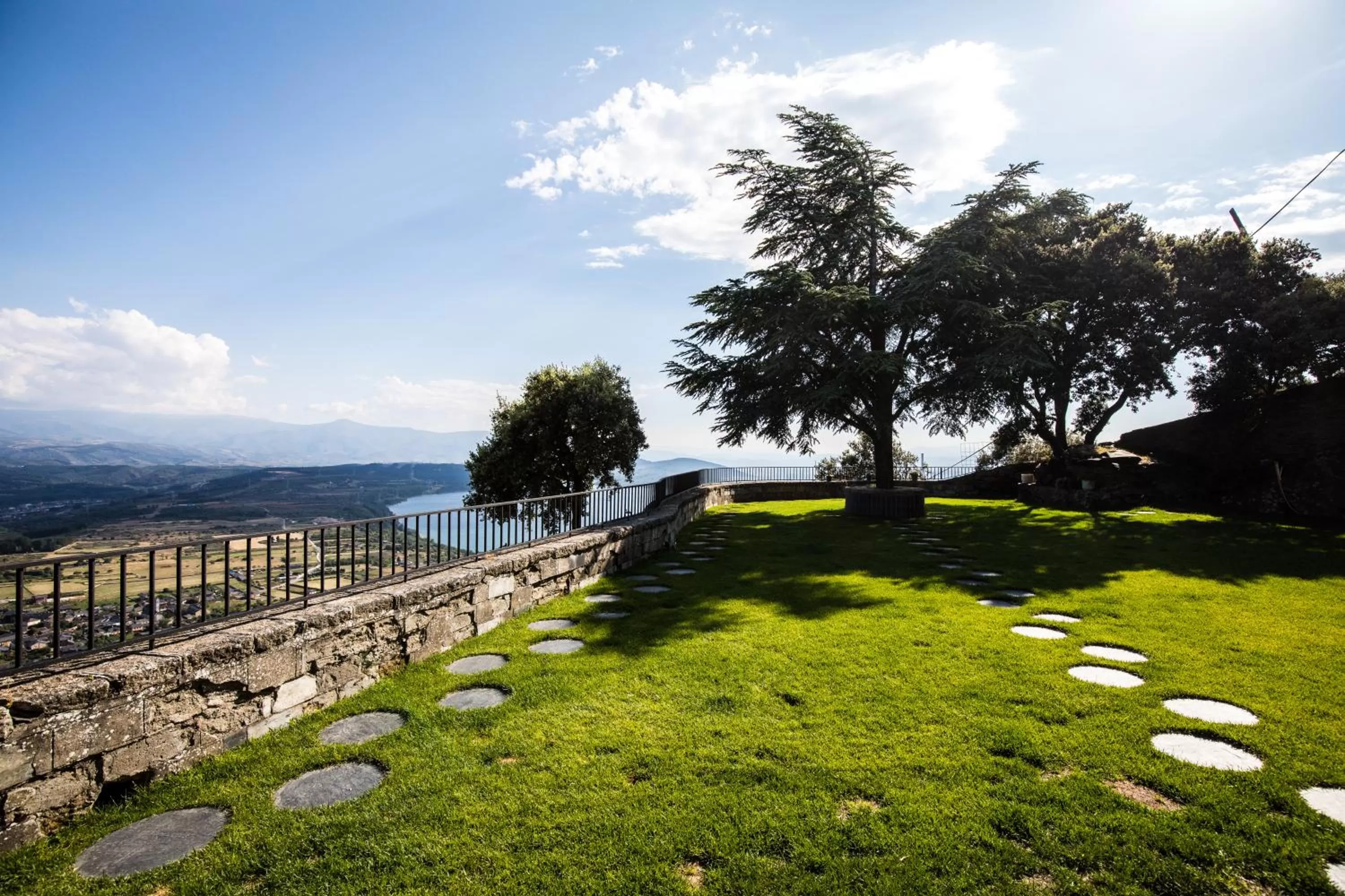 Garden in The Rock Suites & Spa