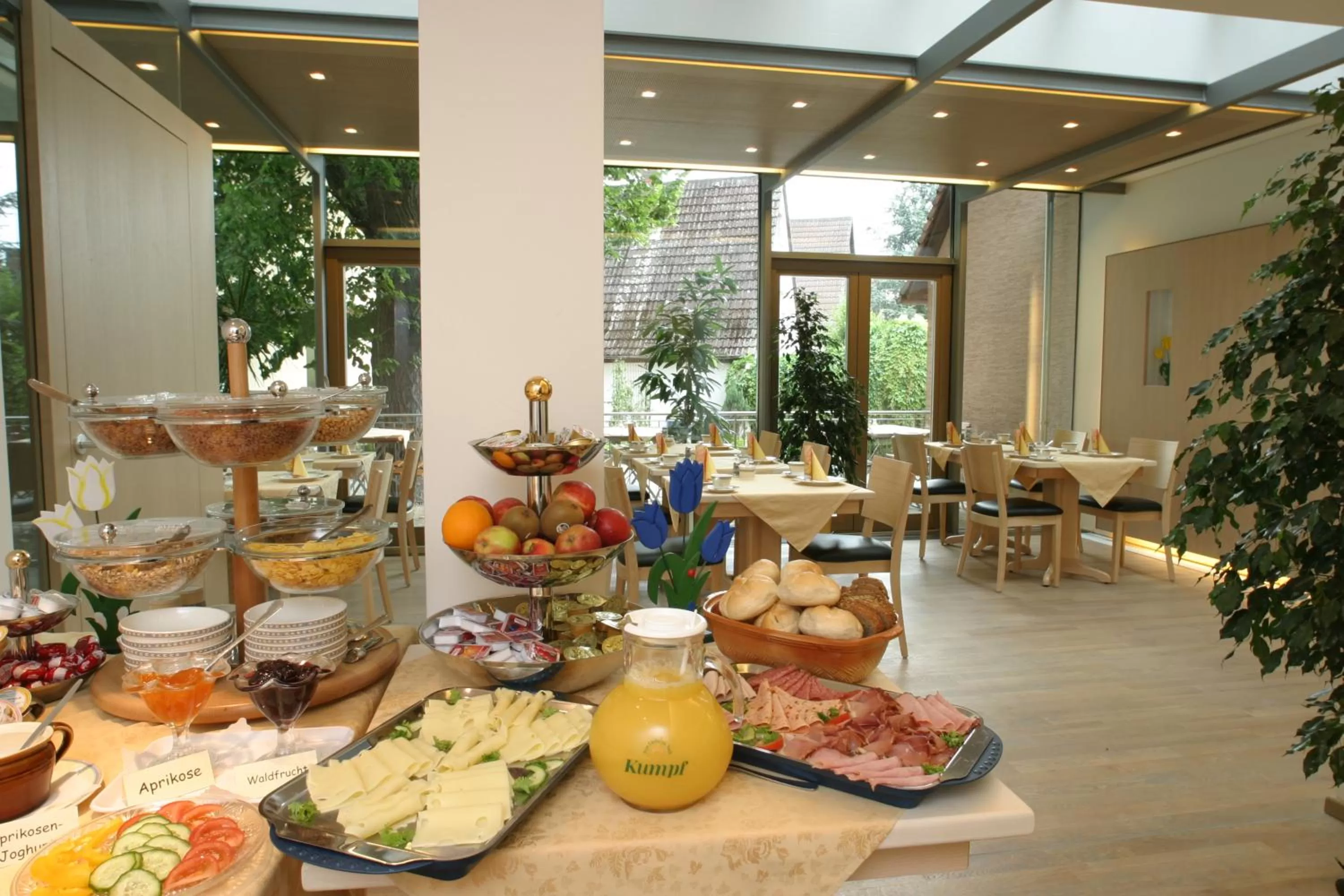 Breakfast in Hotel und Gasthof Ritter St. Georg