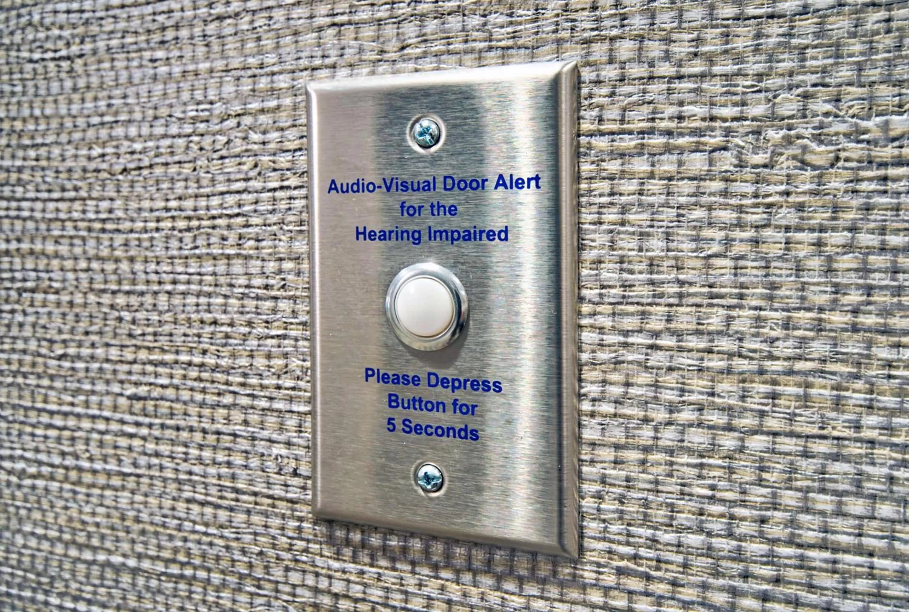 King Room - Hearing Accessible/Non-Smoking  in Hampton Inn Abingdon, Va