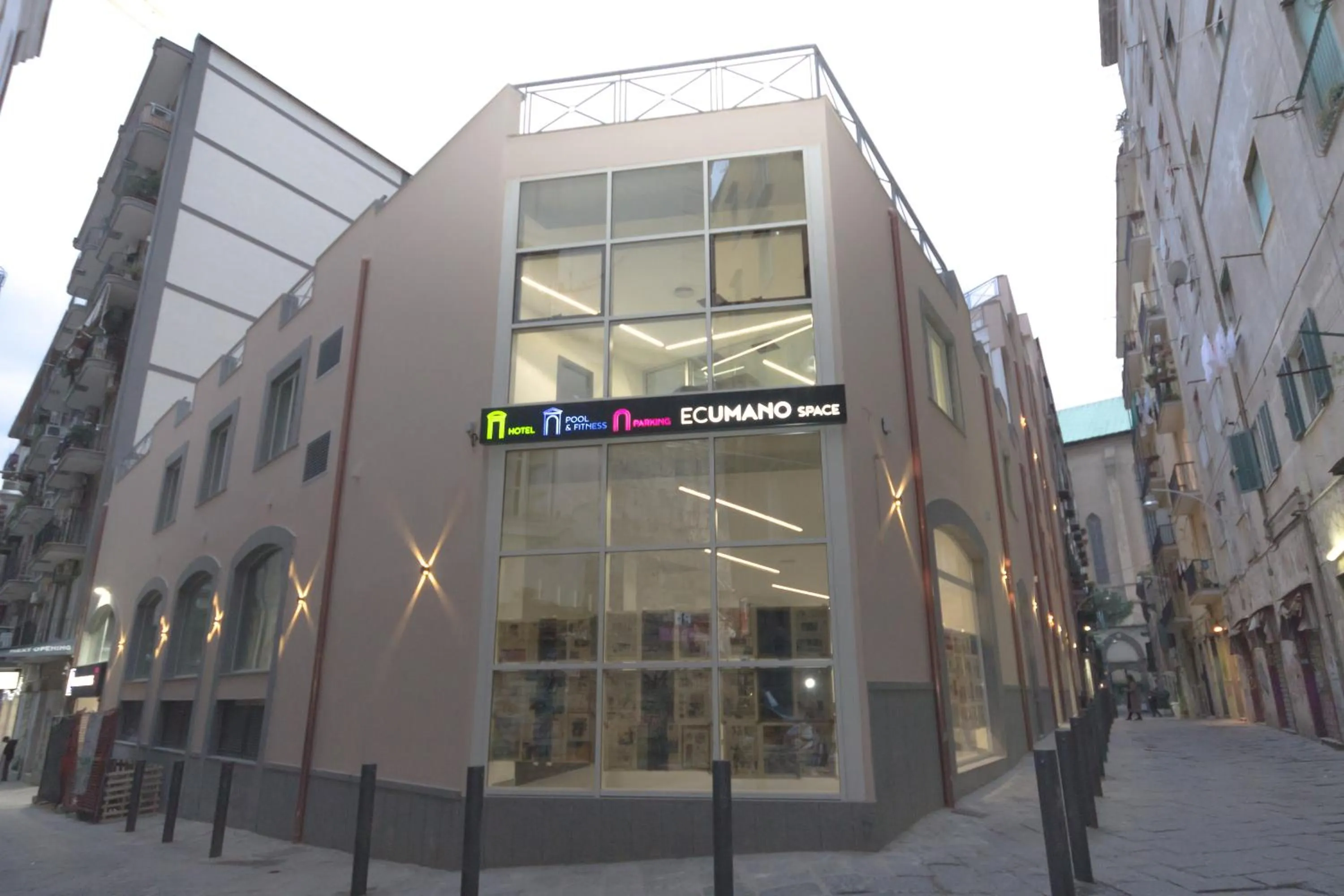 Facade/entrance in Ecumano Space