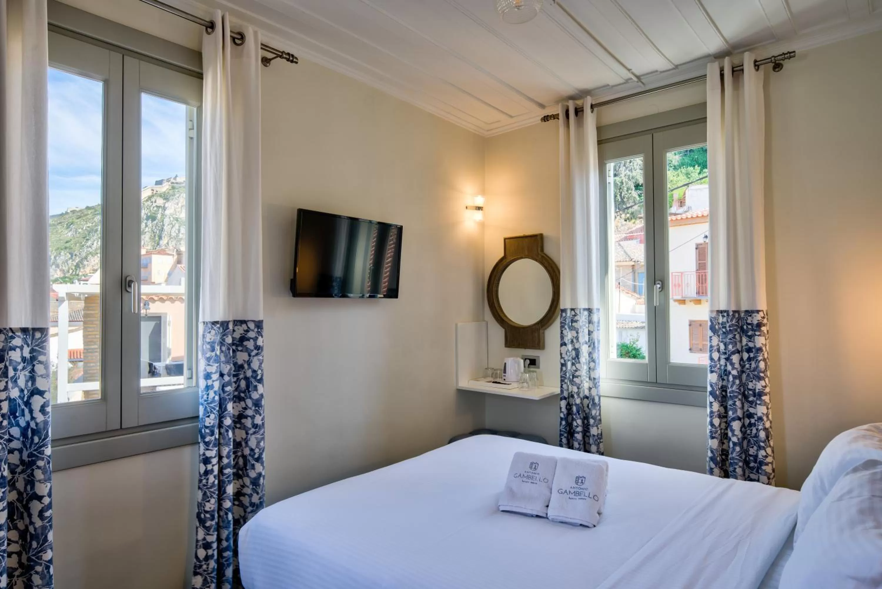 Bed in Gambello Luxury Rooms