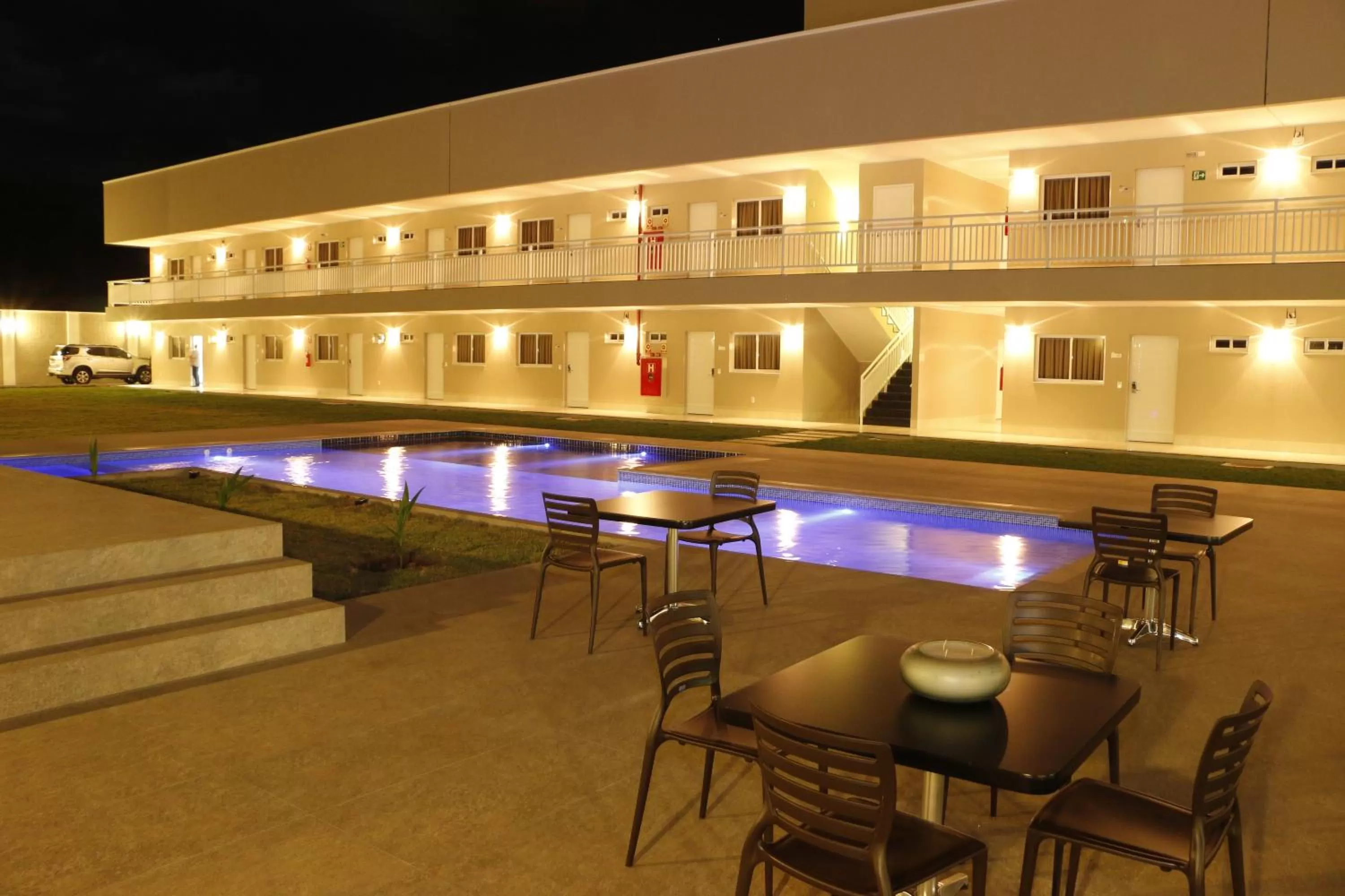 Garden, Swimming Pool in Hotel Imperador