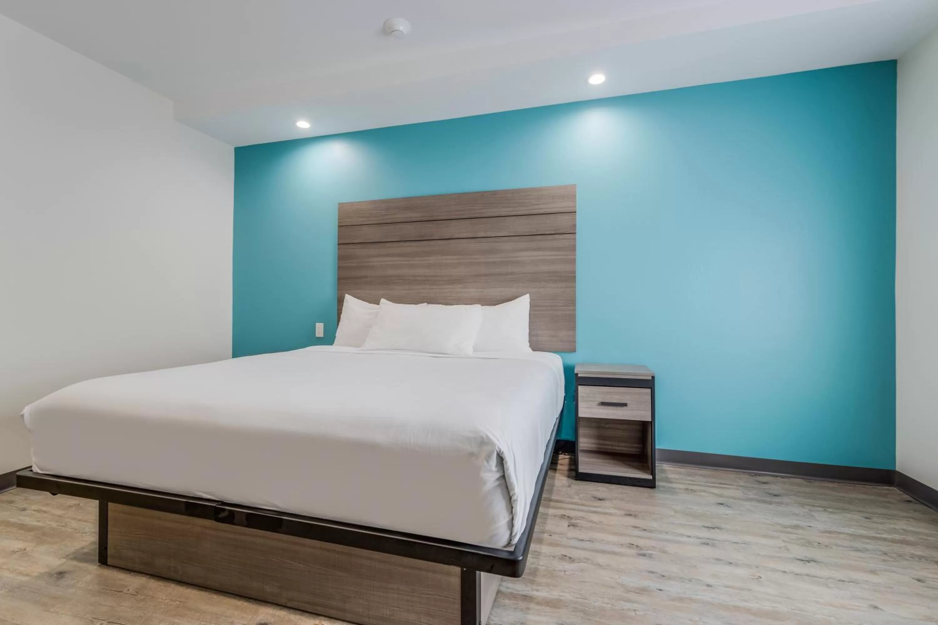 Bedroom, Bed in Americas Best Value Inn & Suites Katy