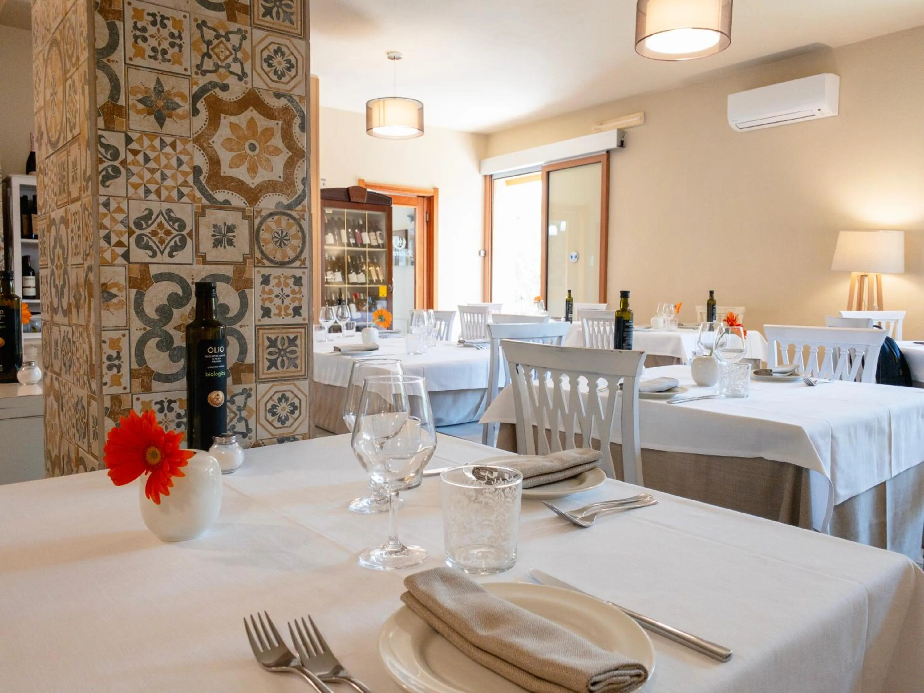 Restaurant/places to eat in Hotel Donatella