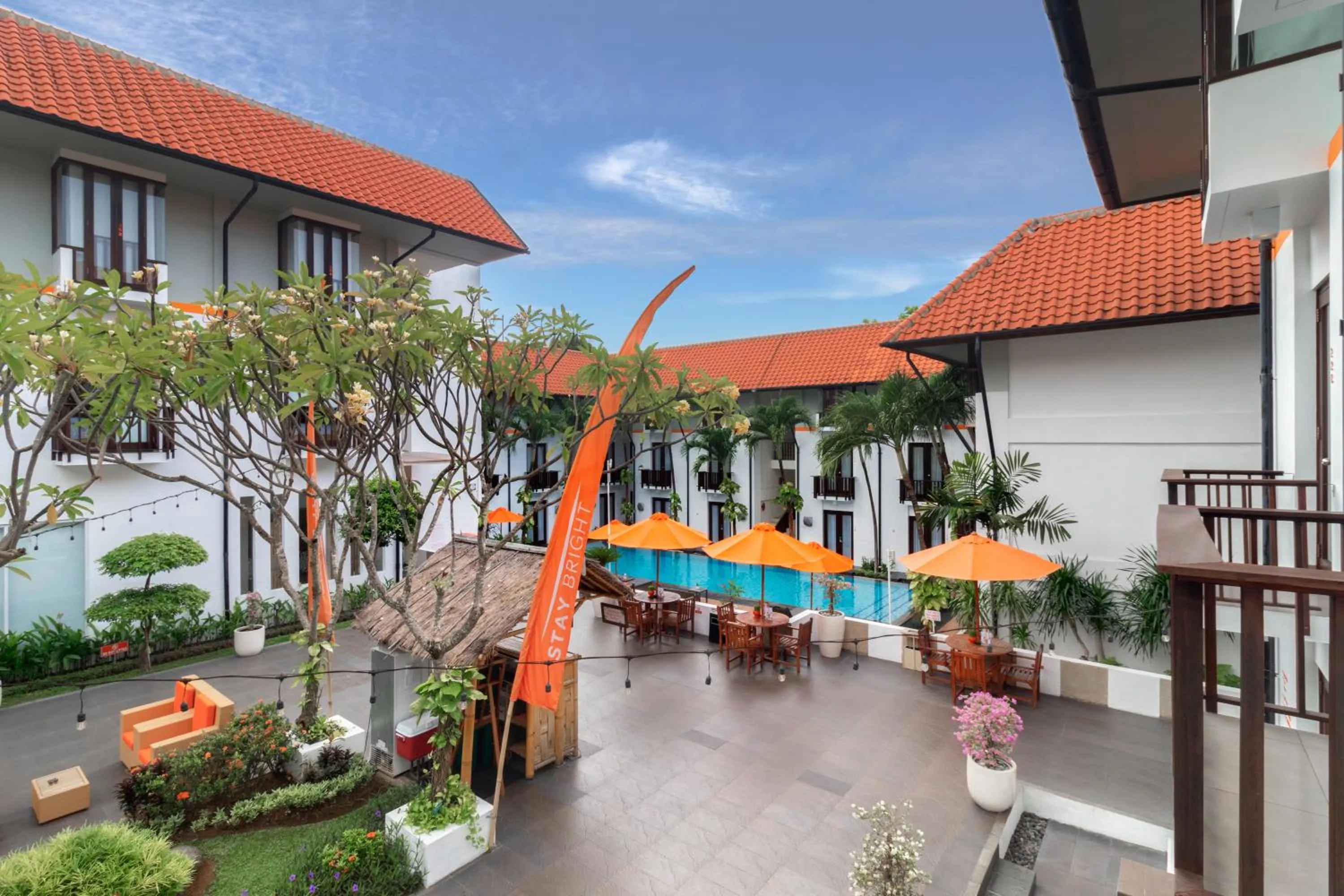Swimming pool in HARRIS Hotel Kuta Tuban Bali