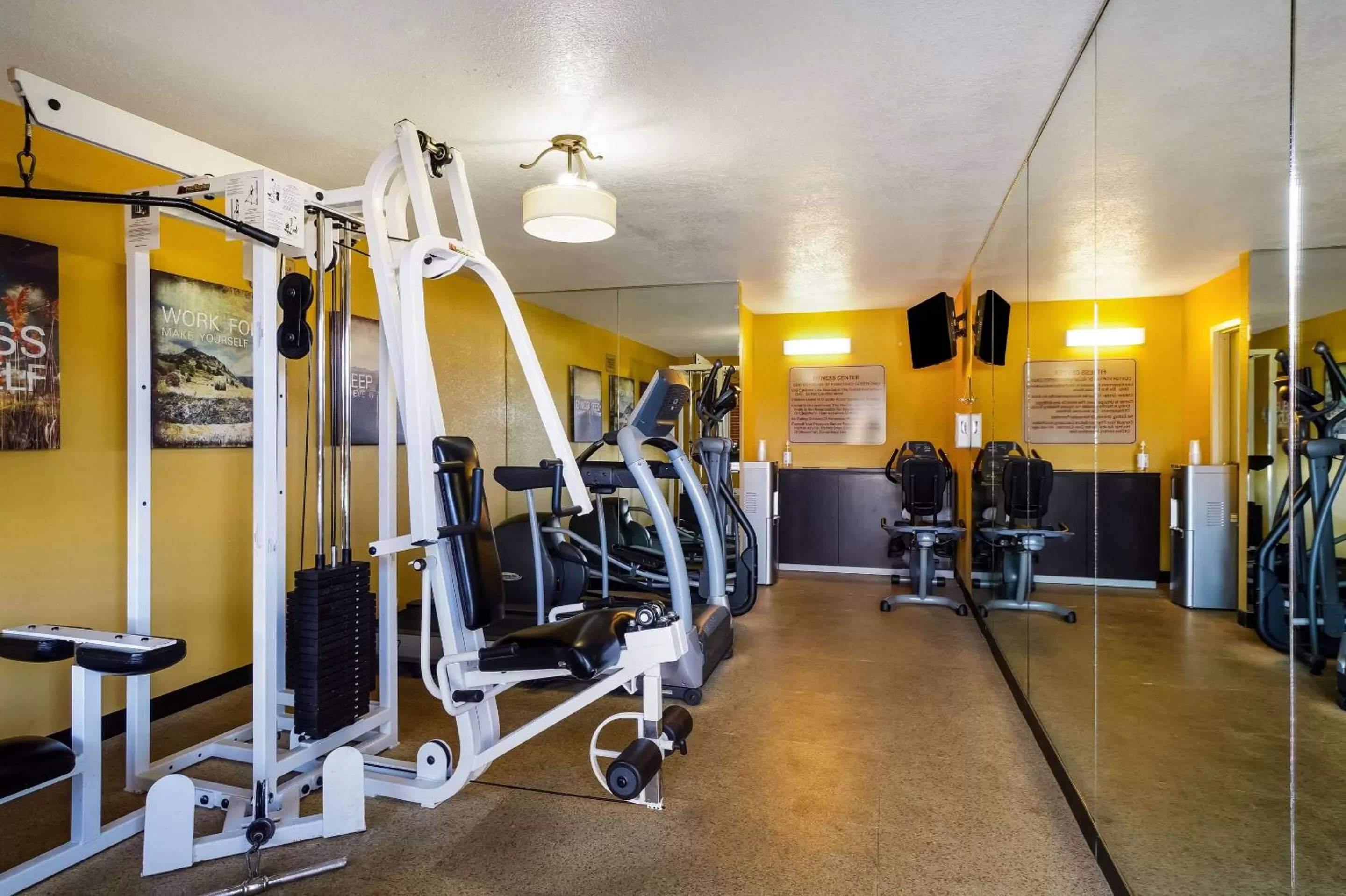 Fitness centre/facilities, Fitness Center/Facilities in Quality Inn & Suites