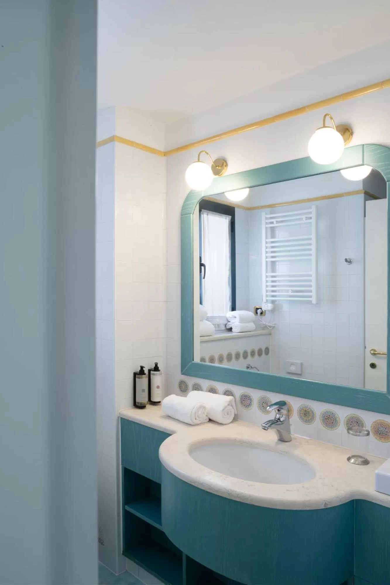 Bathroom in Le Terrazze sul Lago Hotel & Residence