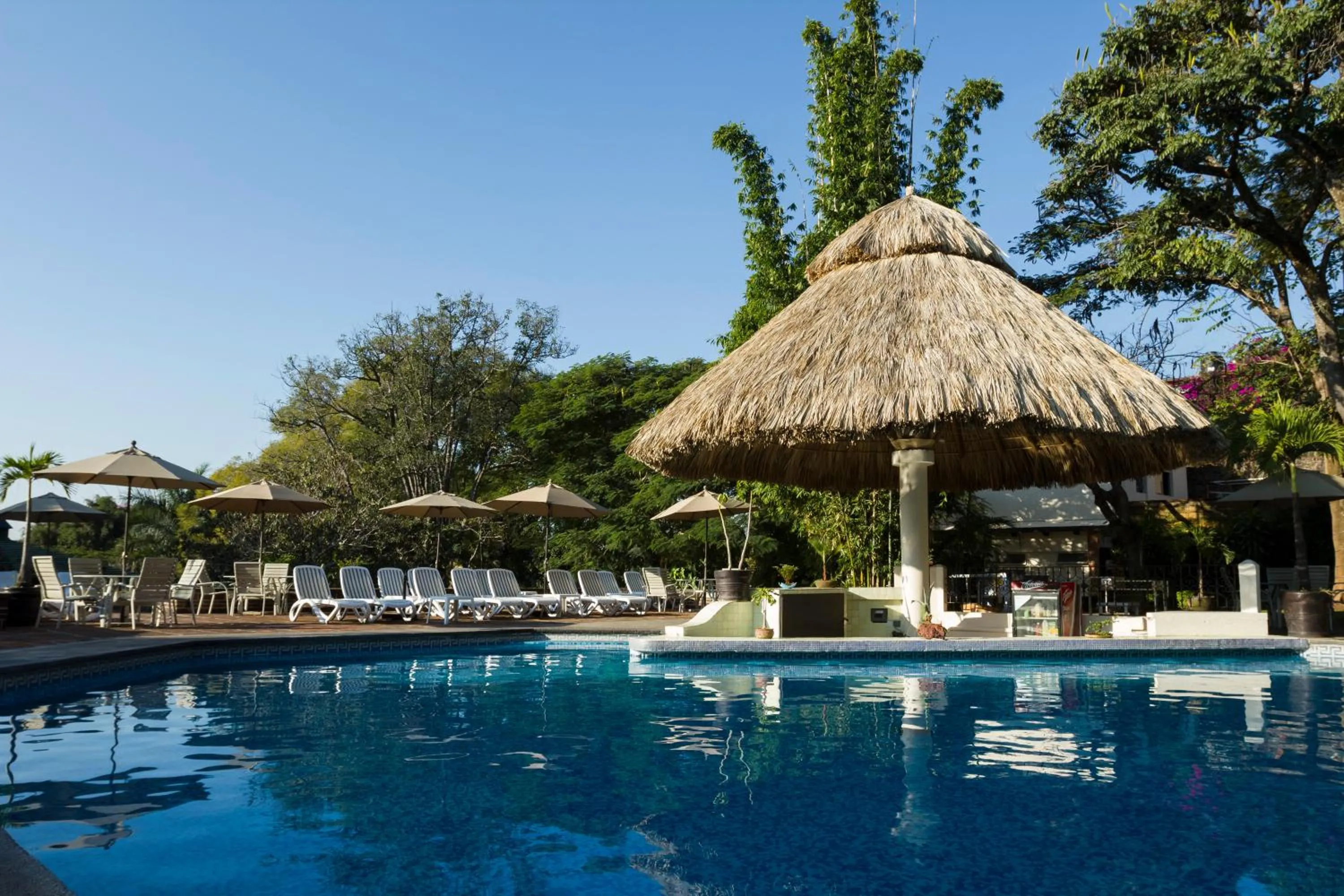 Swimming pool in Hotel Villa del Conquistador