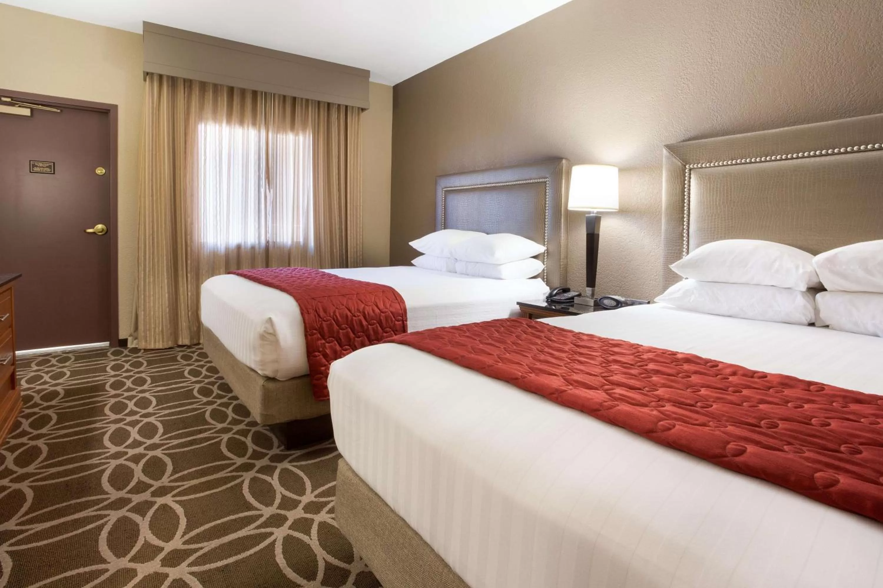 Superior Queen Suite with Balcony in Drury Inn & Suites San Antonio Riverwalk